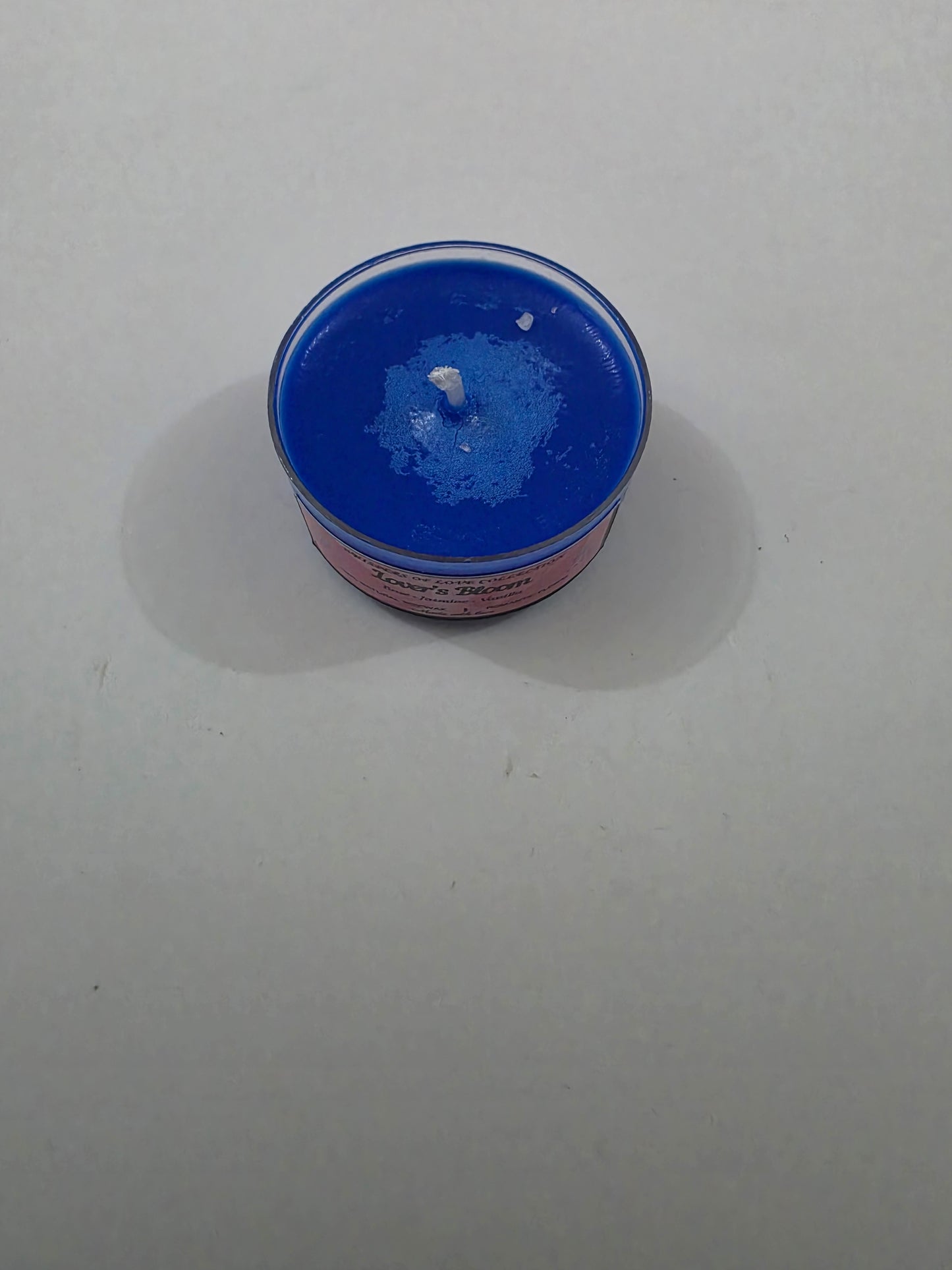 Lover's Bloom Tealight Candle