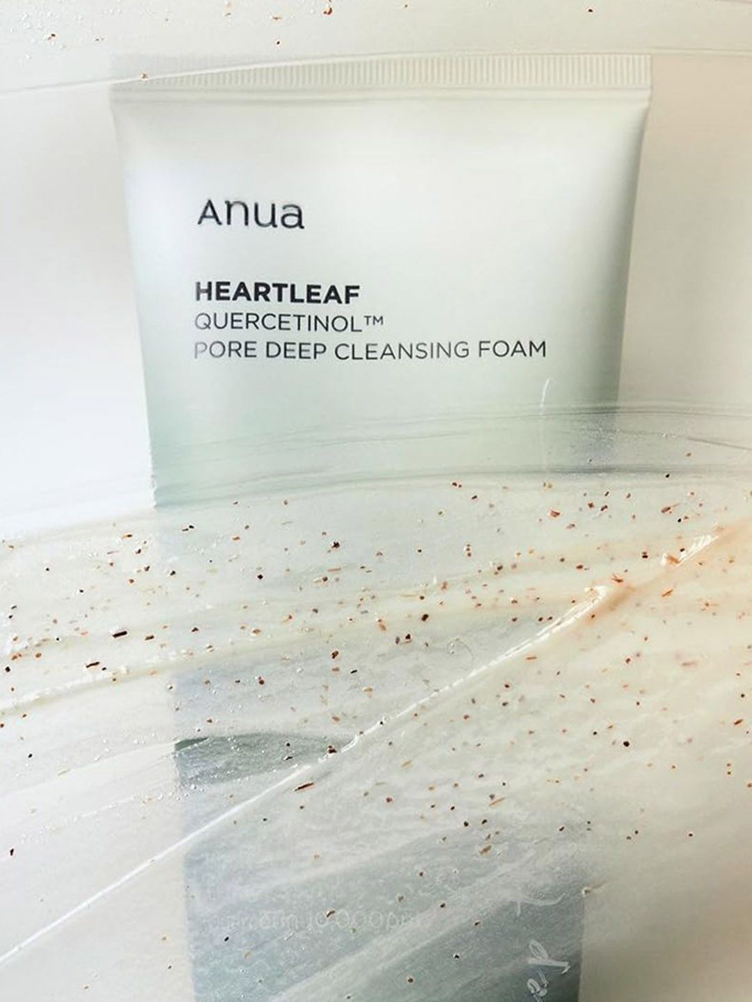 Anua Heartleaf Quercetinol Pore Deep Cleansing Foam