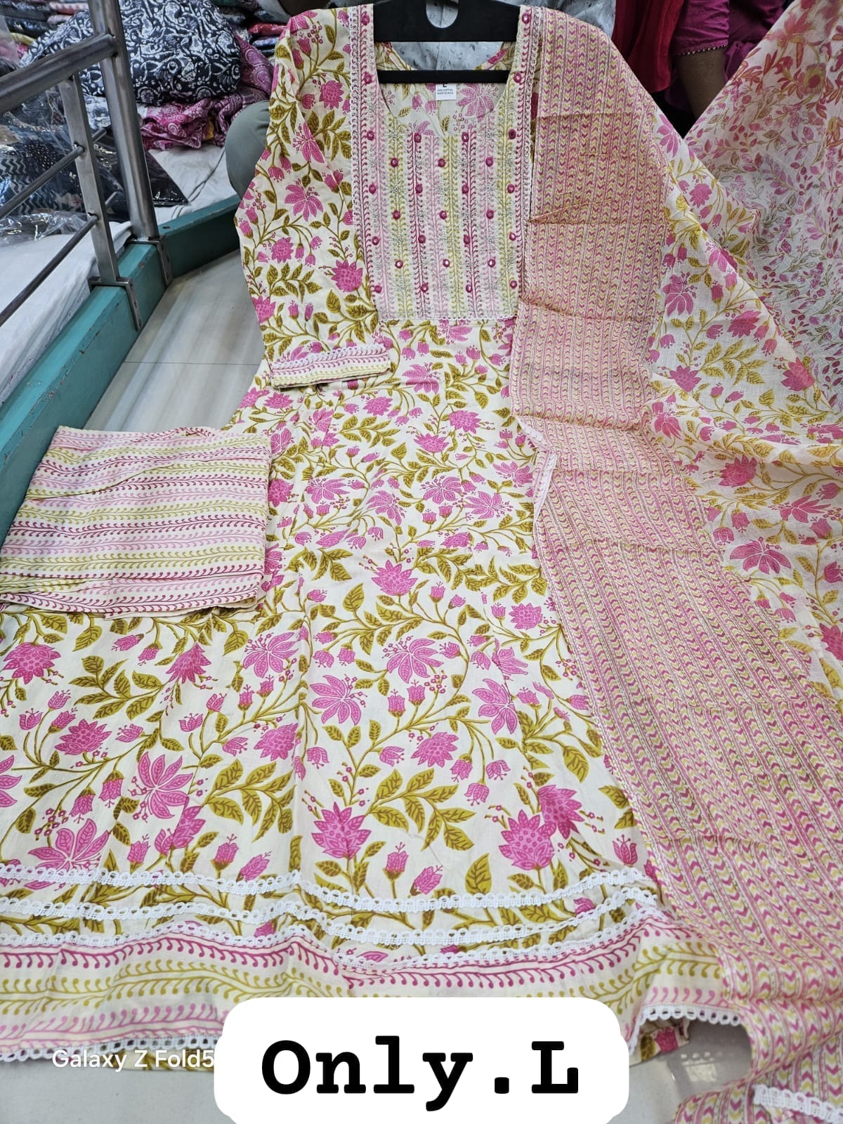 Kurti Set