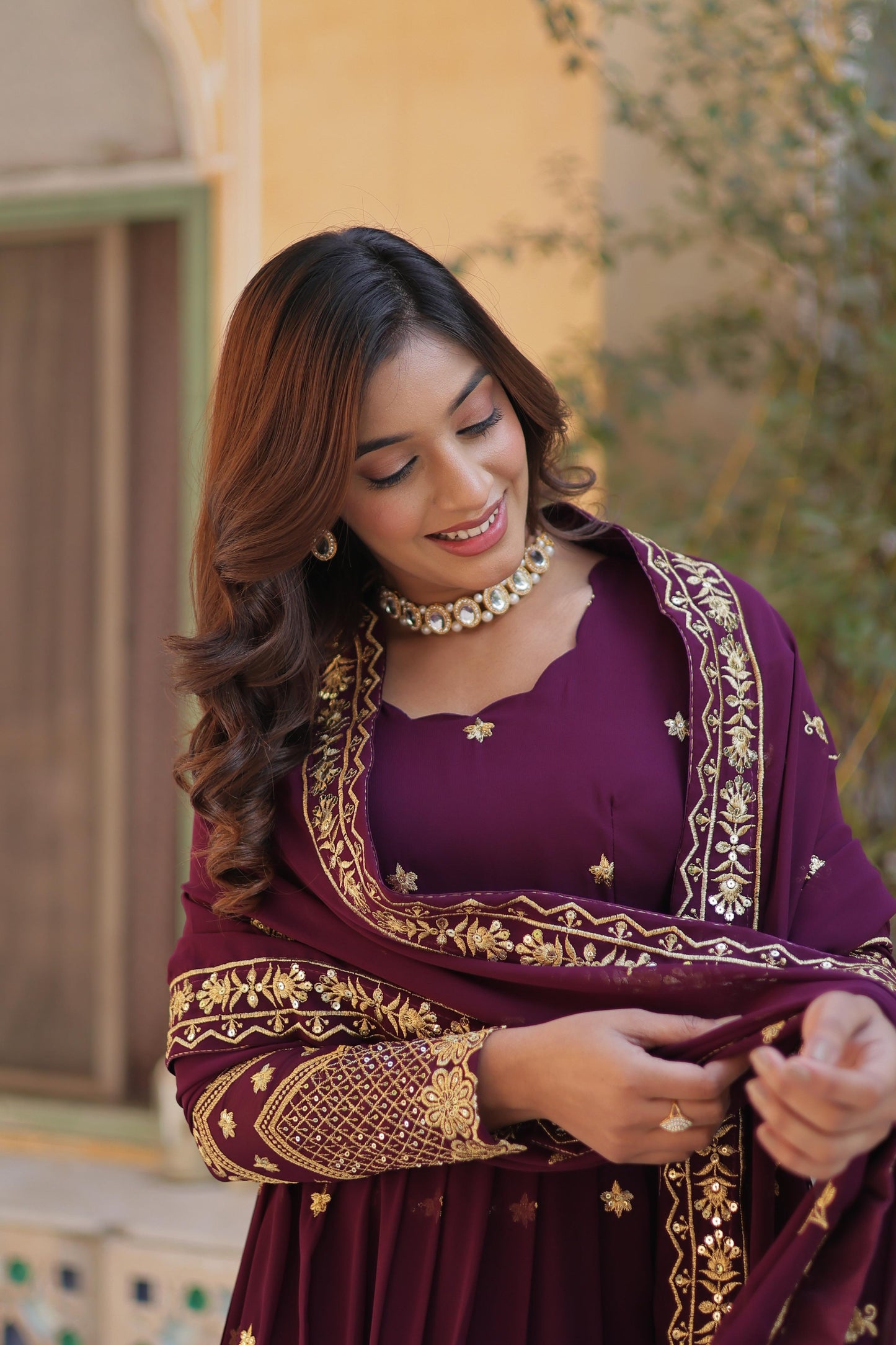 DESIGNER READYMADE GOWN