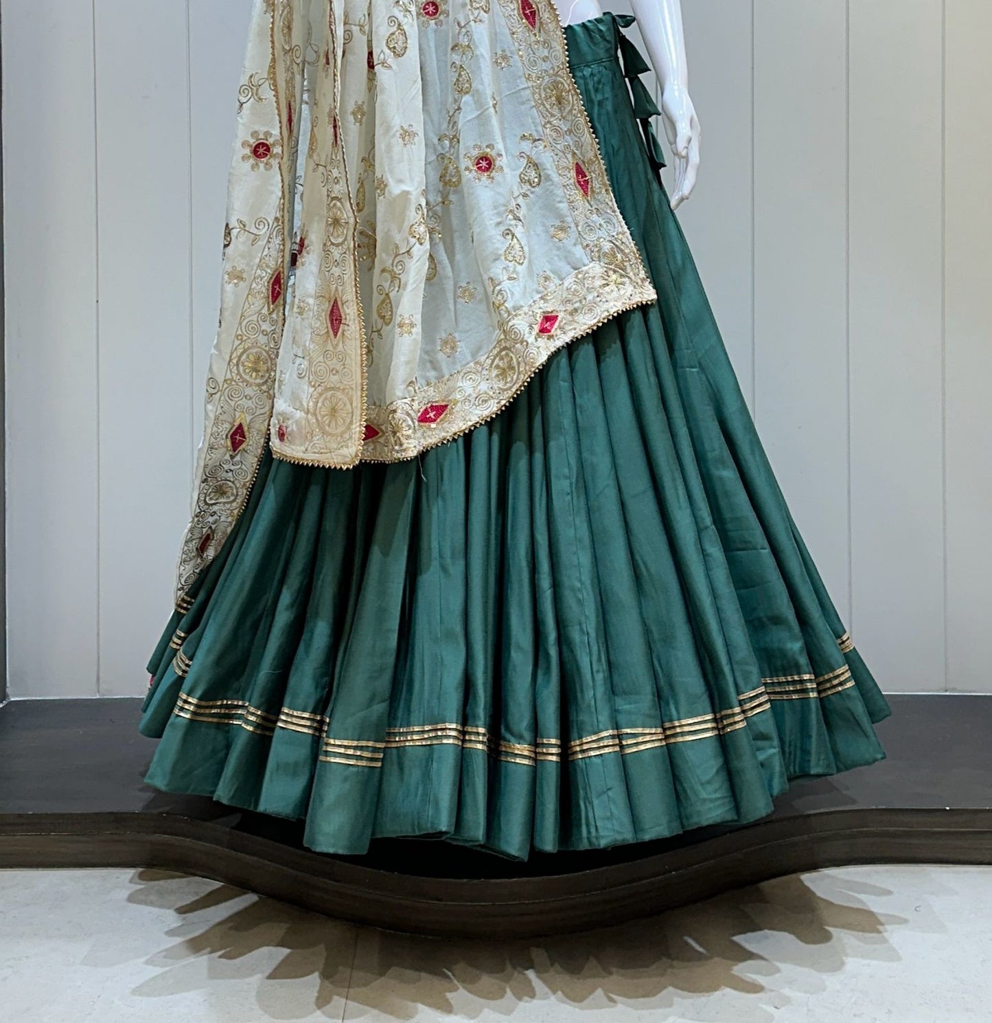 Roman Silk Chaniya