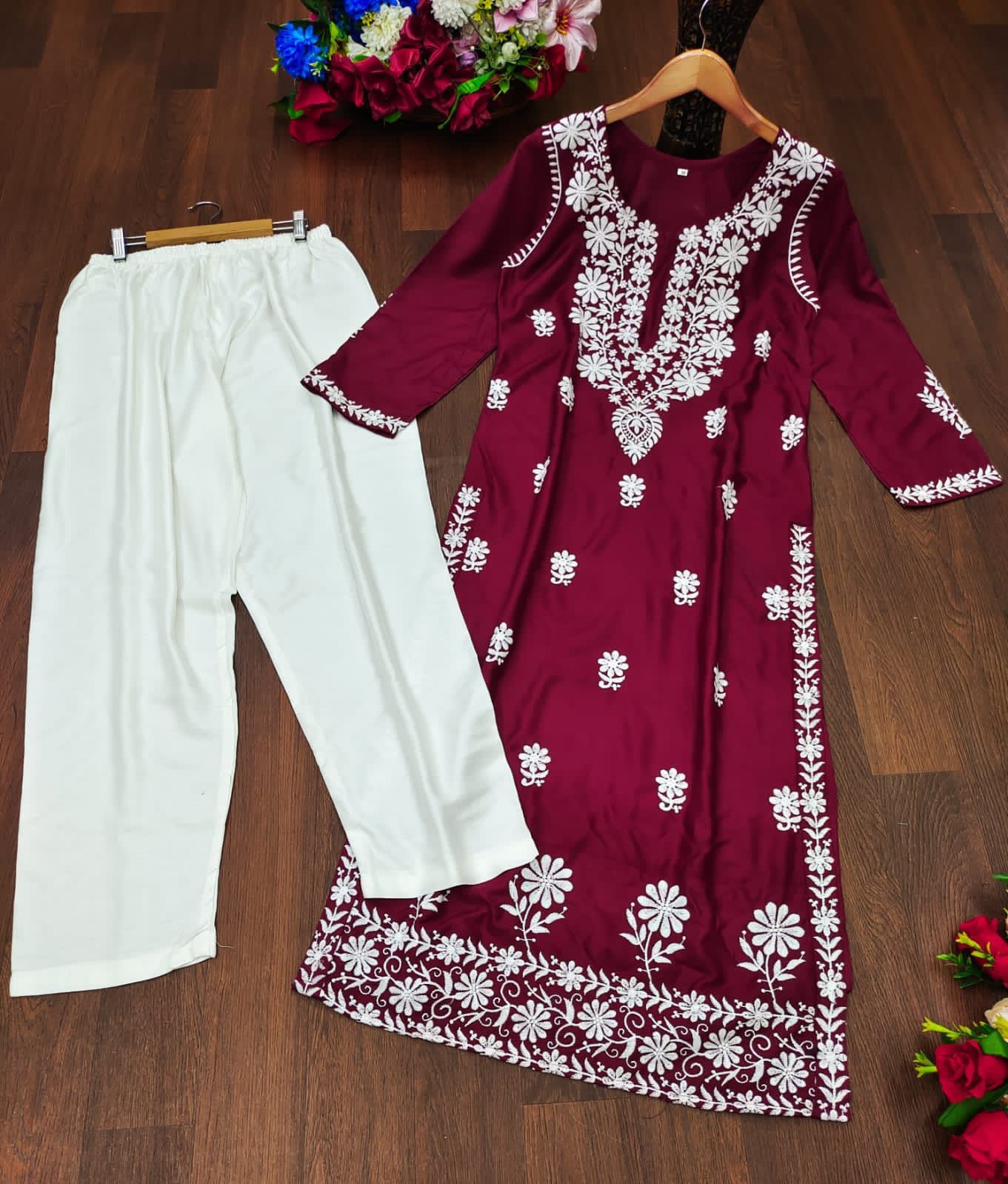 Chikankari Kurti