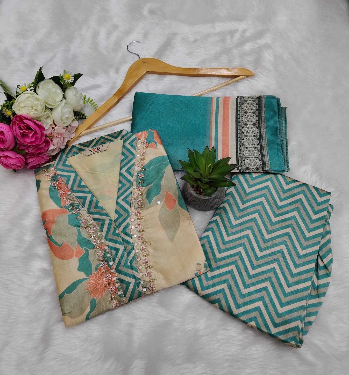 Kurti Set