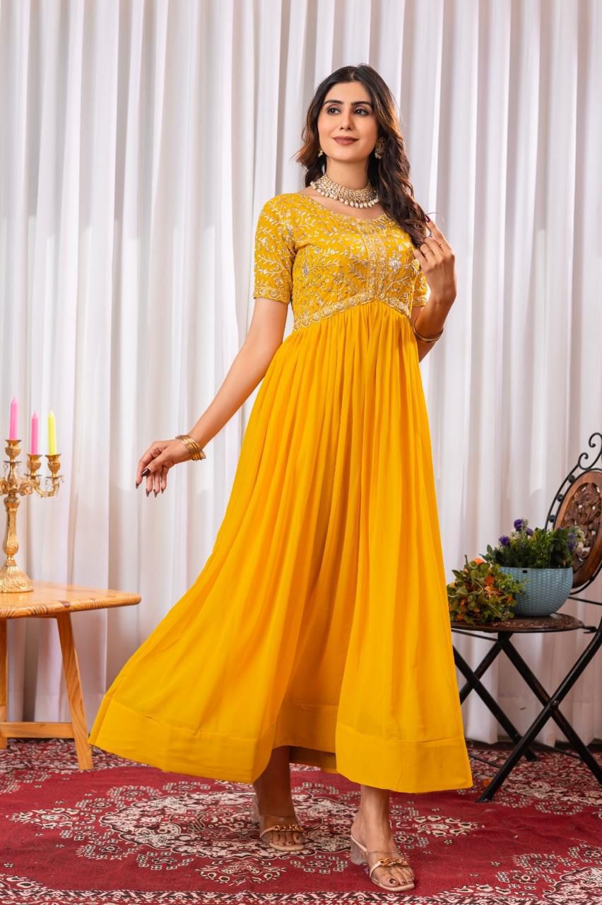 READYMADE GOWN