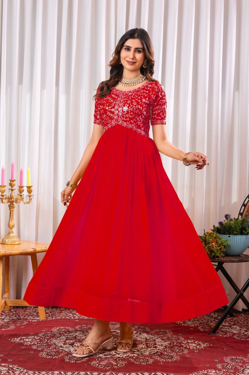 READYMADE GOWN