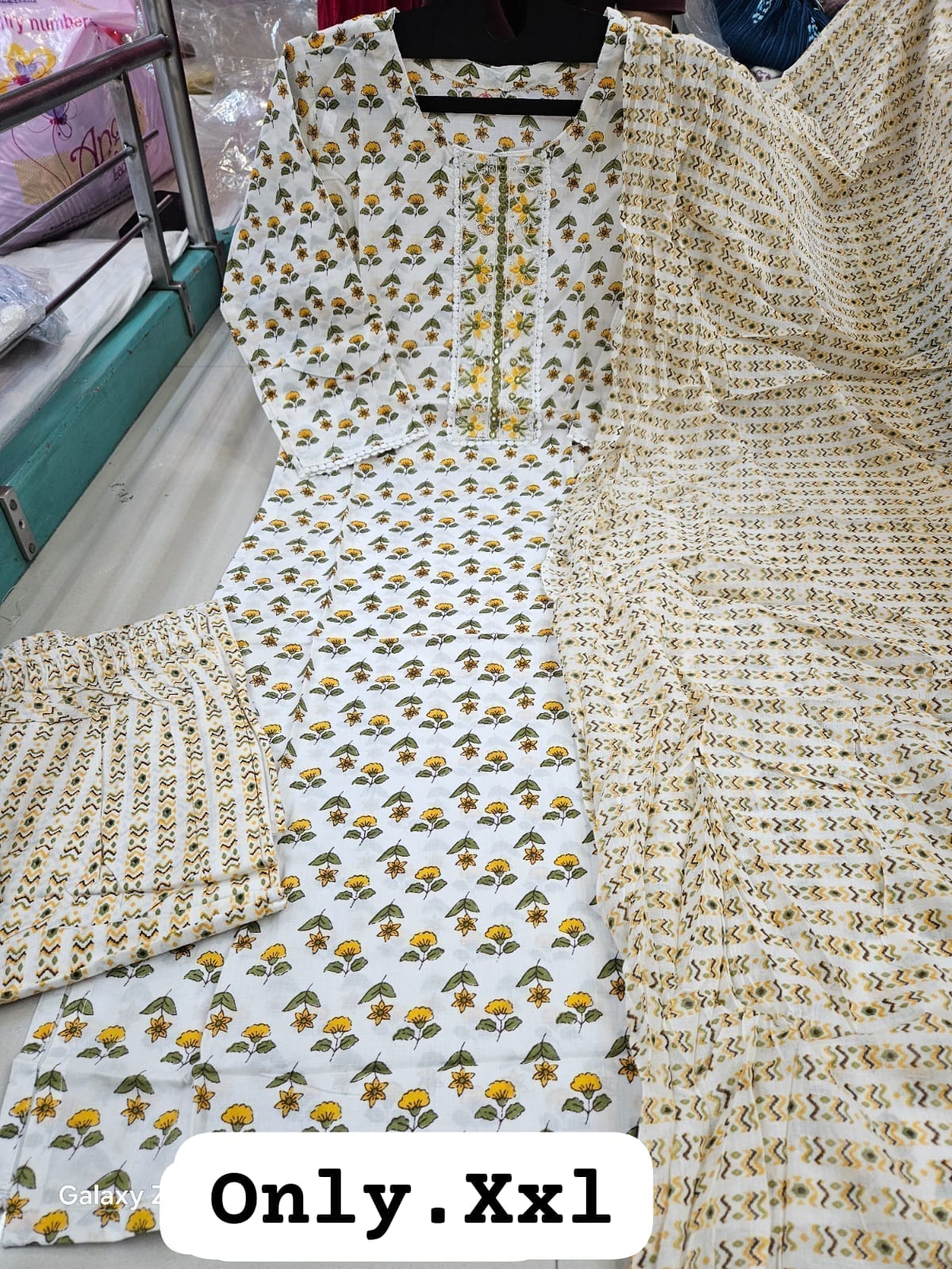 Kurti Set