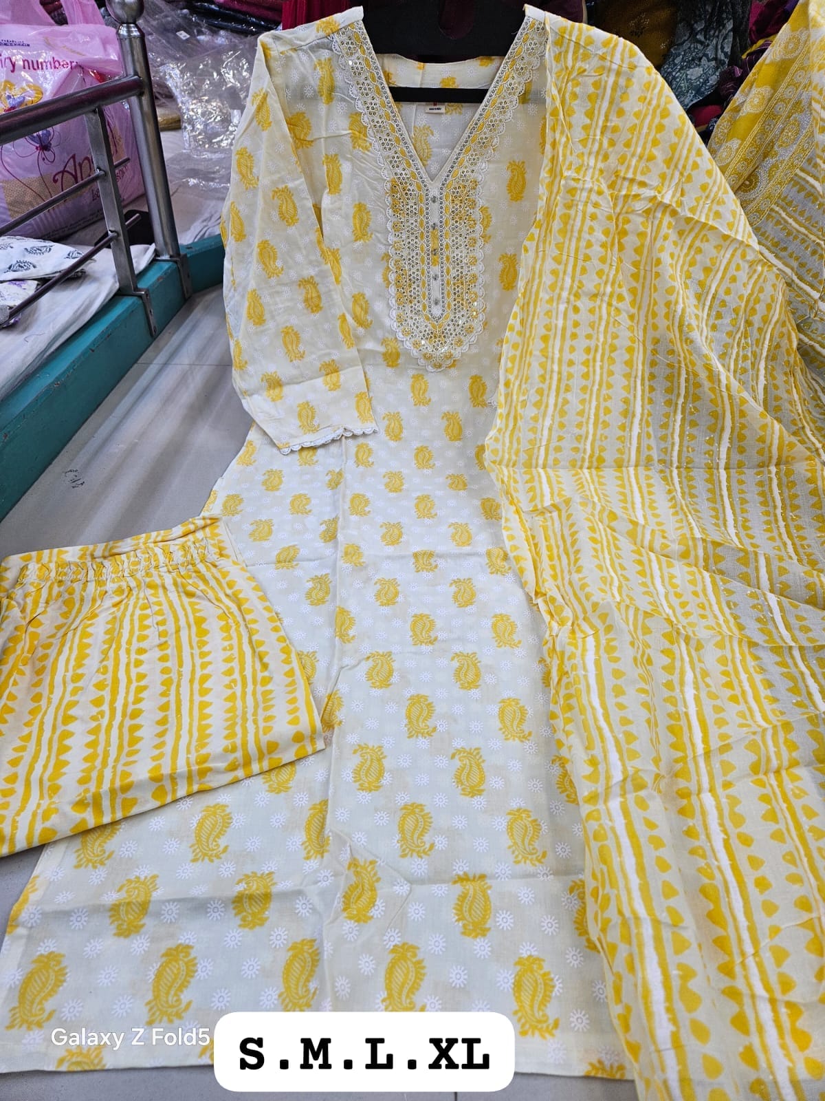 Kurti Set