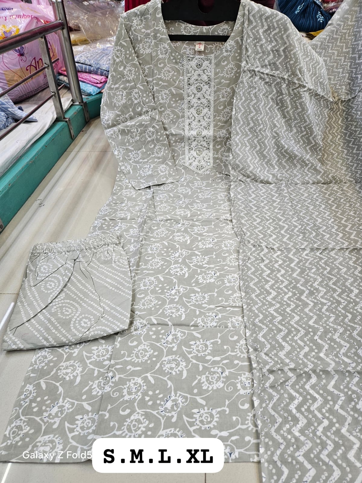 Kurti Set