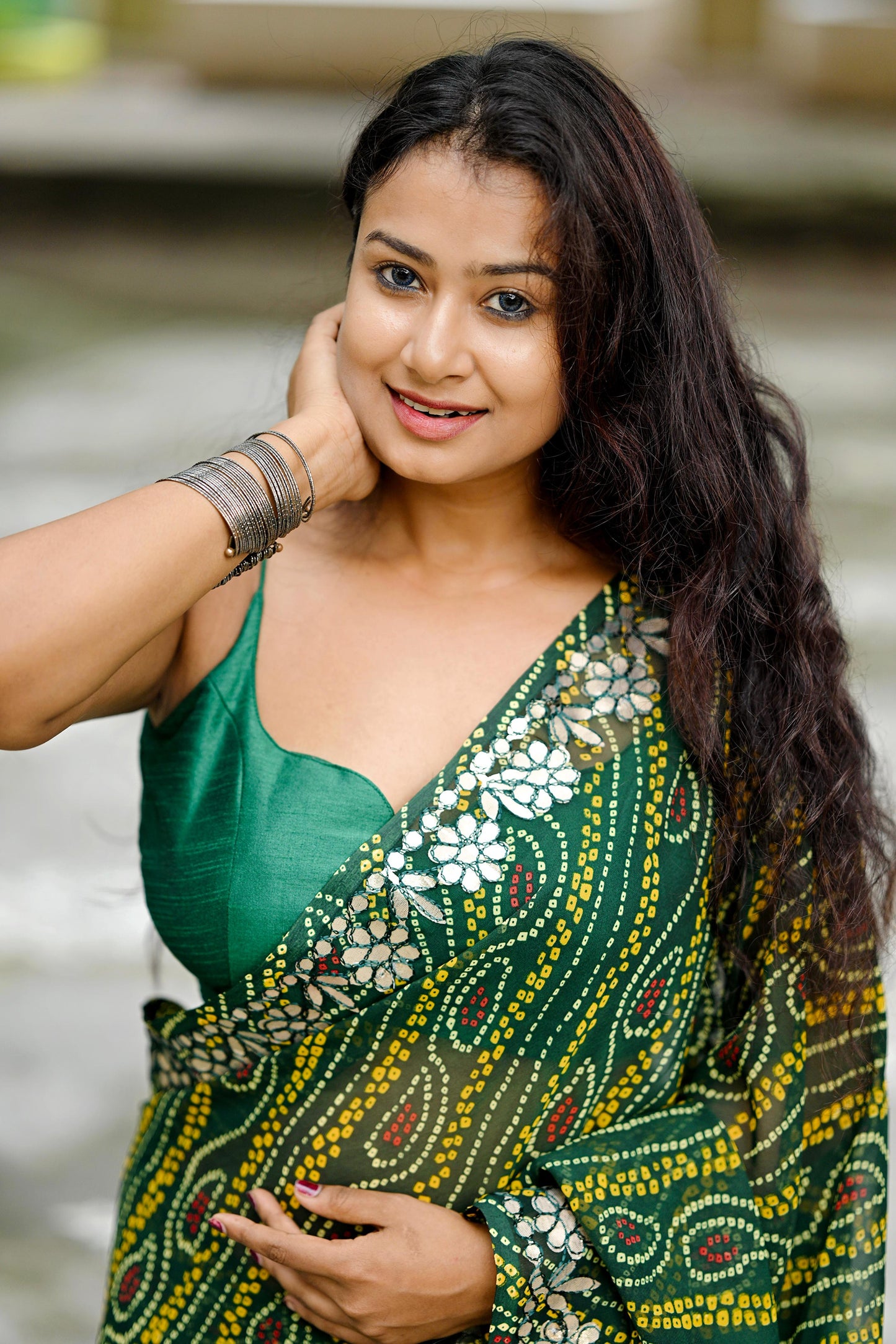 Gota Patti With Bandhani