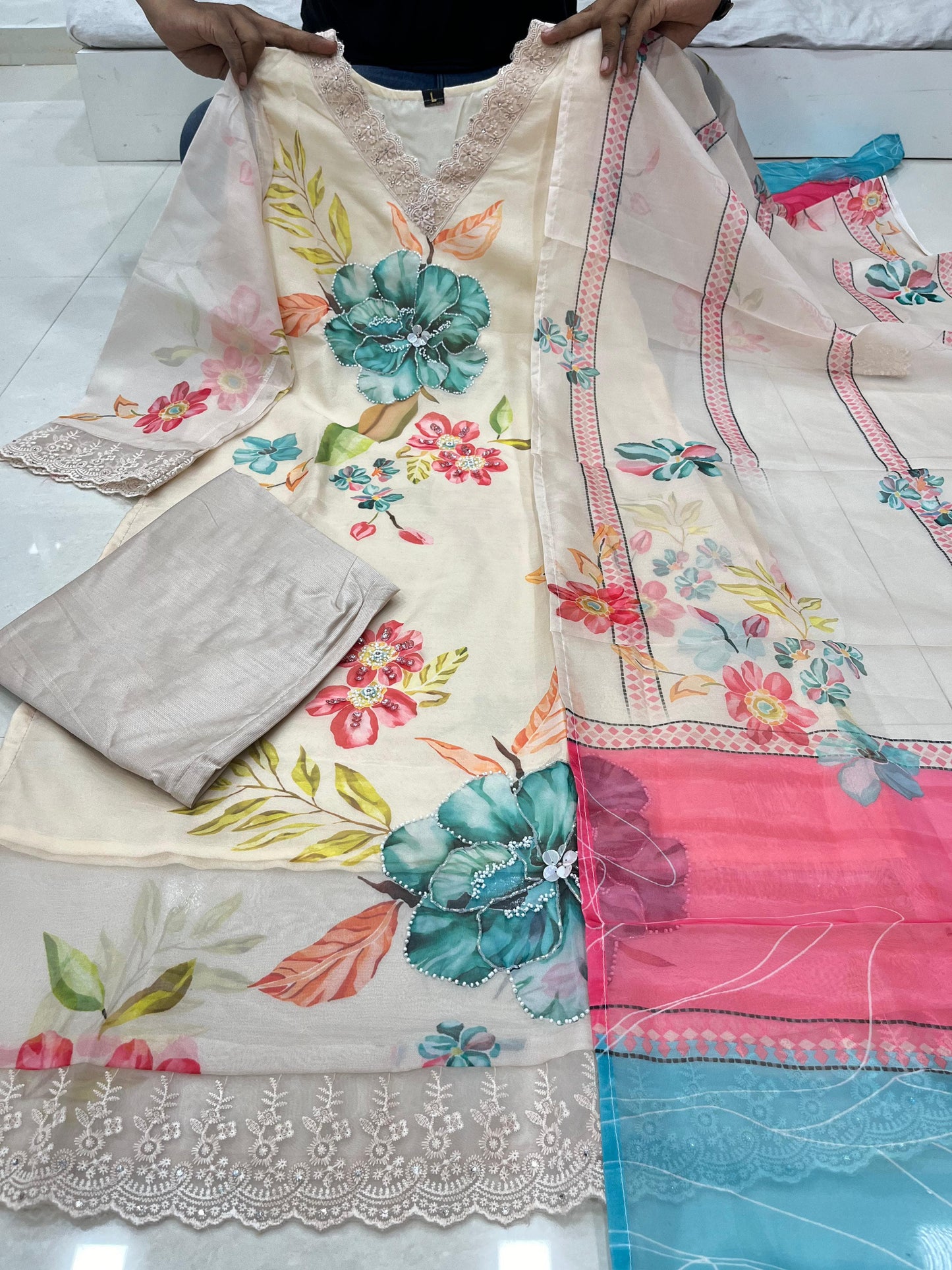 Reshmi Organza Dupatta Pant Set