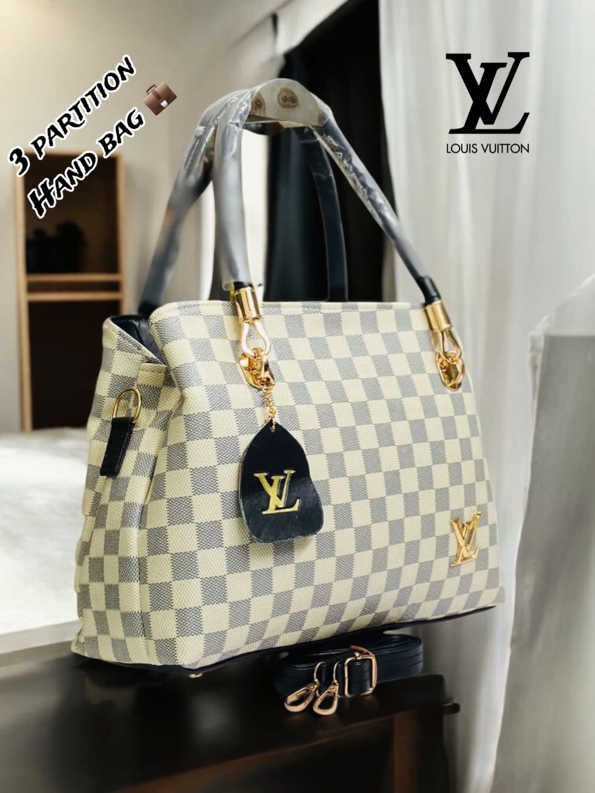 LOUIS VUITTON