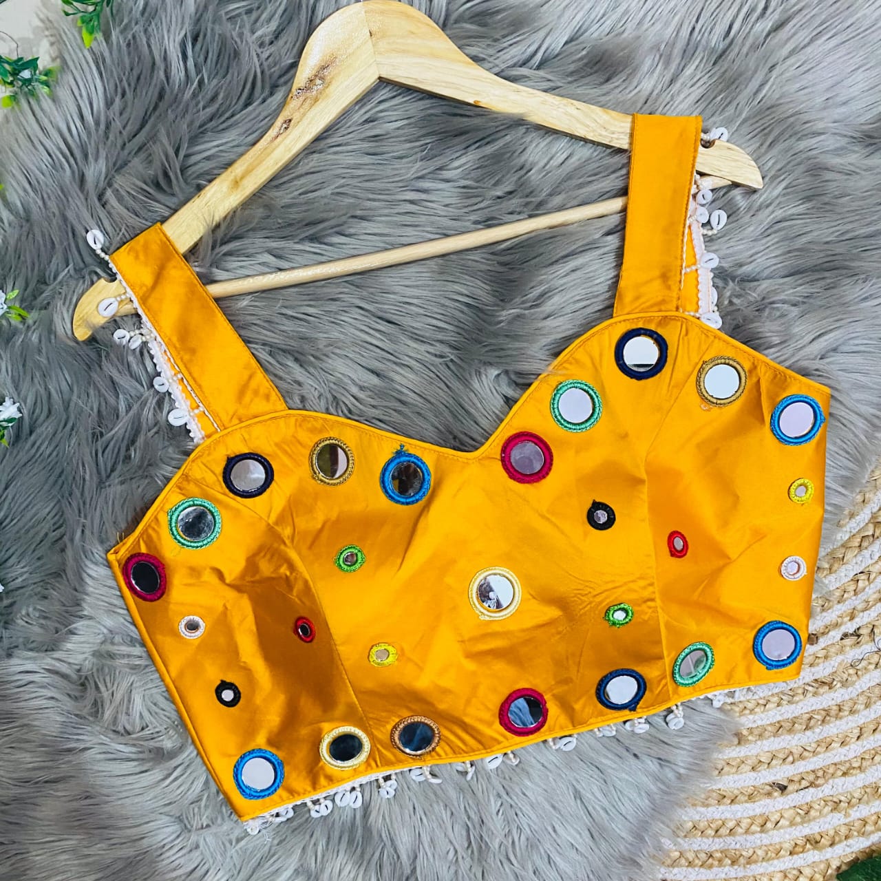 TRADITIONAL NAVRATRI SPECIAL BOLLYWOOD STYLE BLOUSE