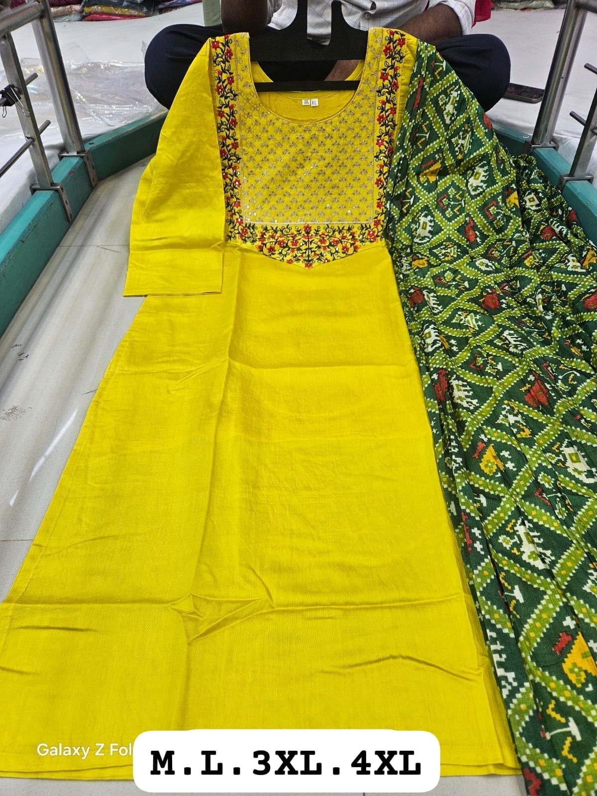 Kurti Set
