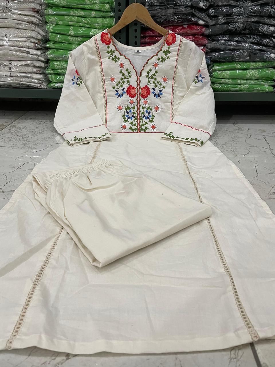 Kurti Set