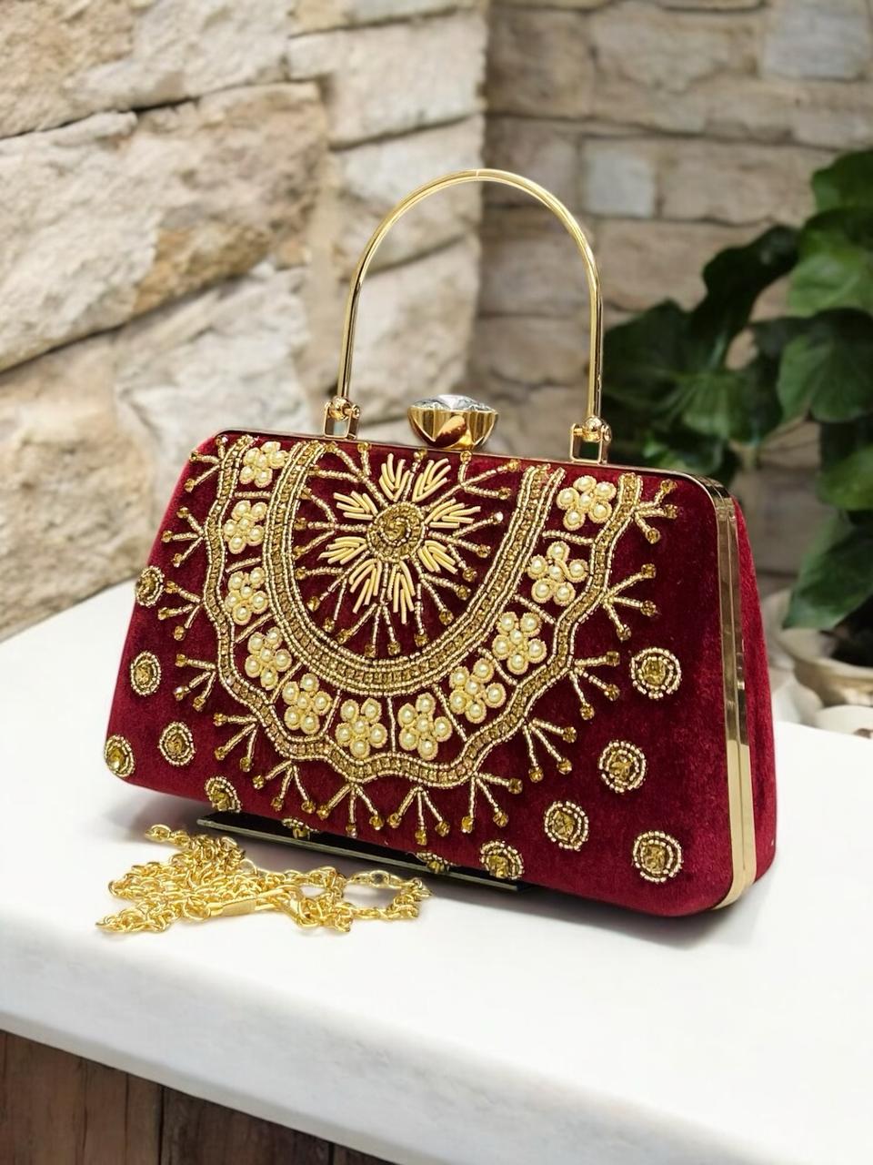 BRIDAL CLUTCH