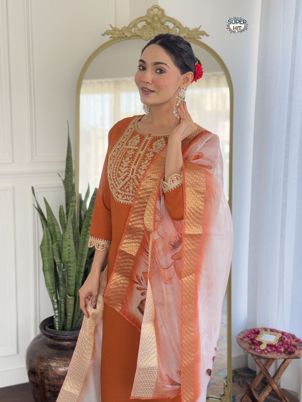 SUIT SET