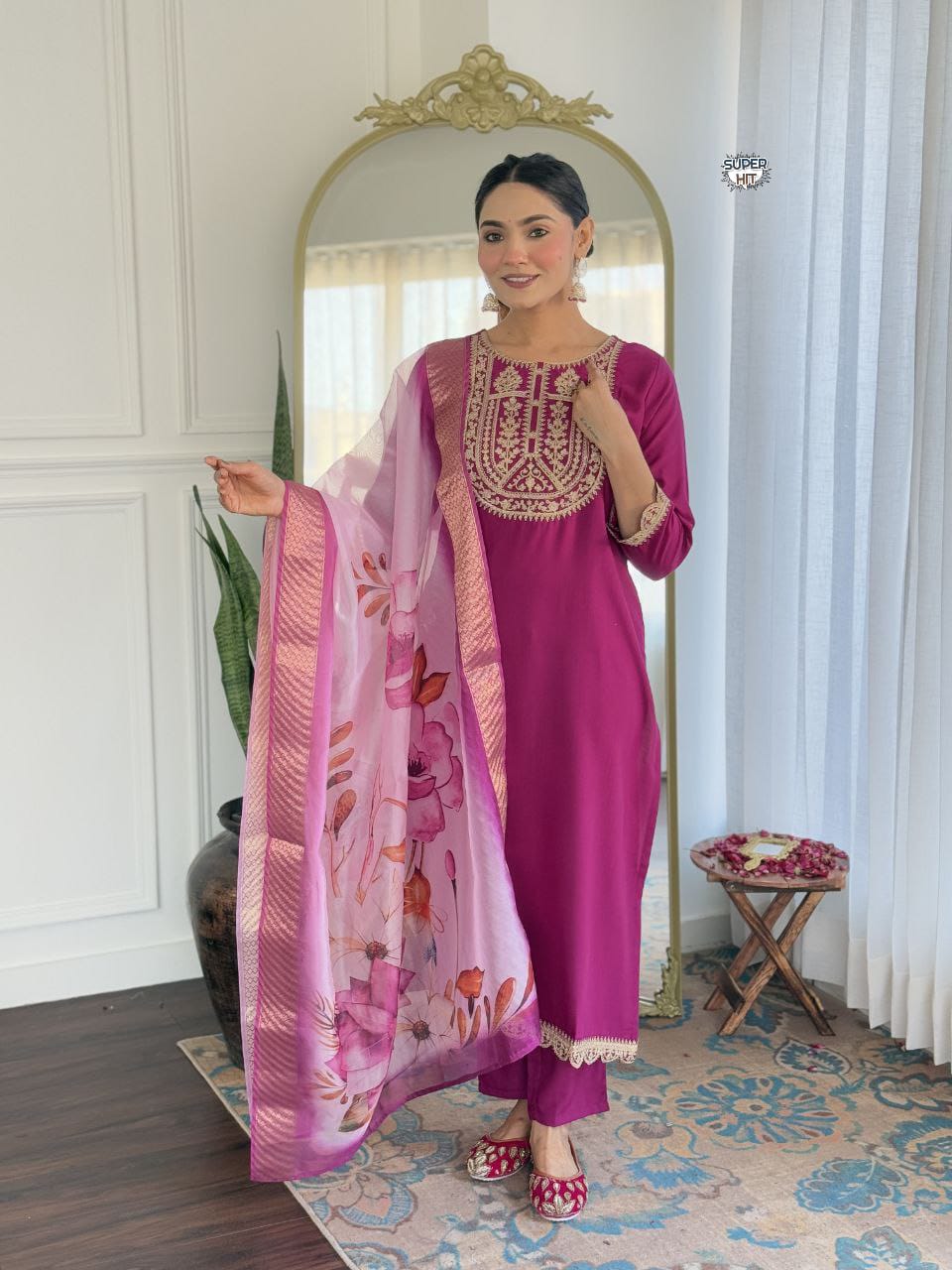SUIT SET