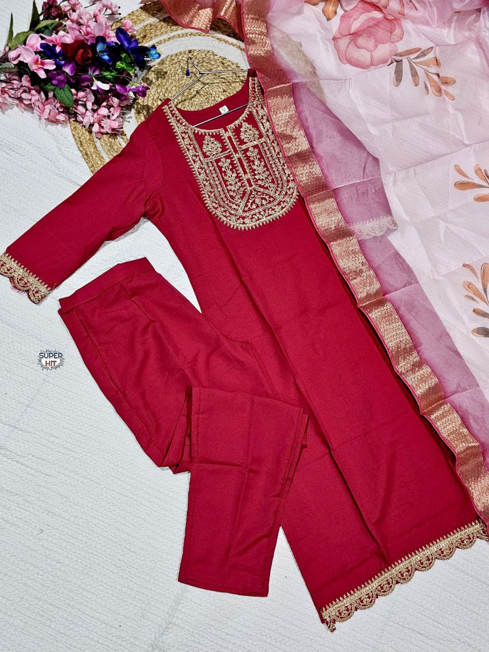 SUIT SET