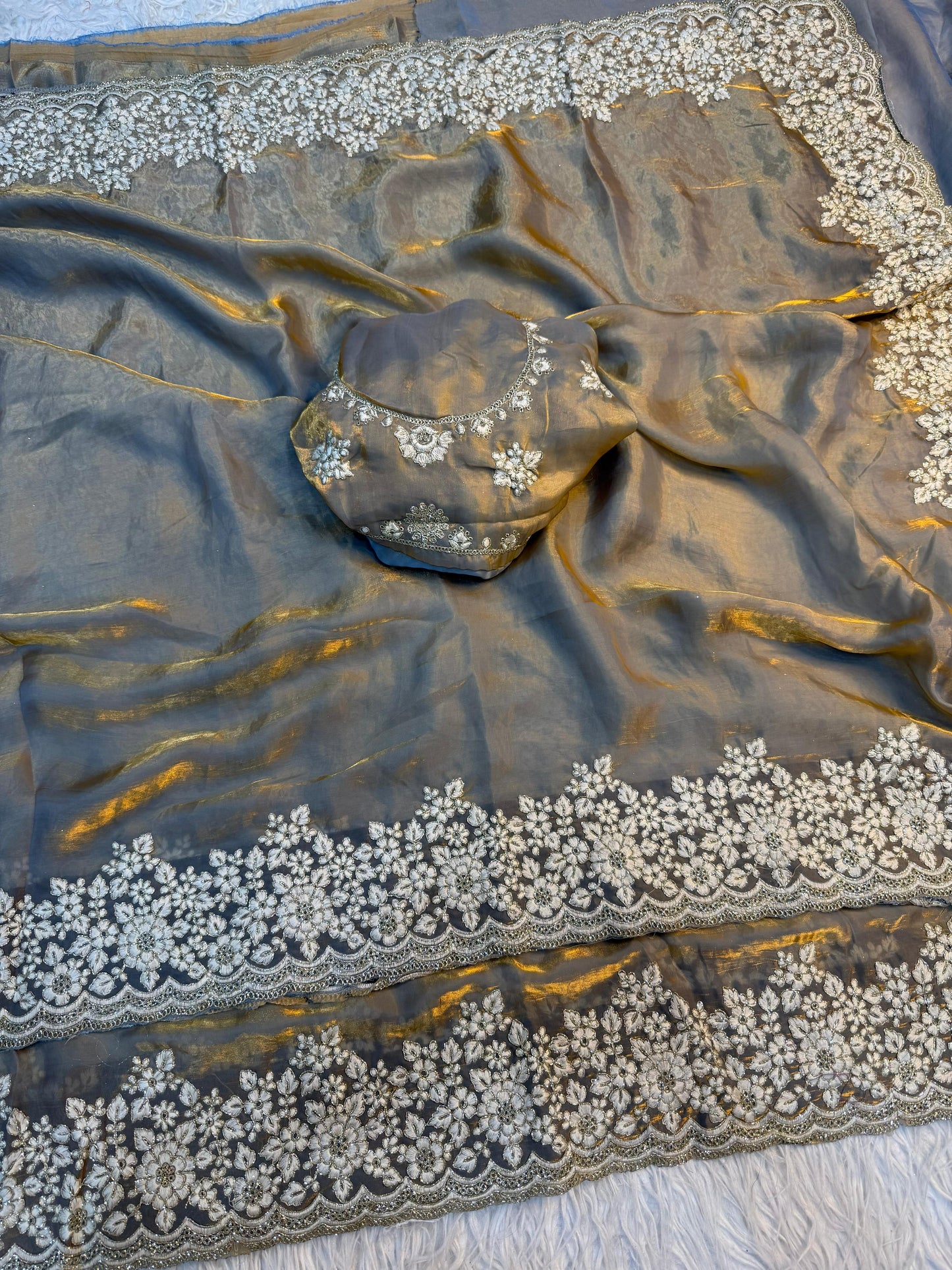 Space Silk Fabric Saree