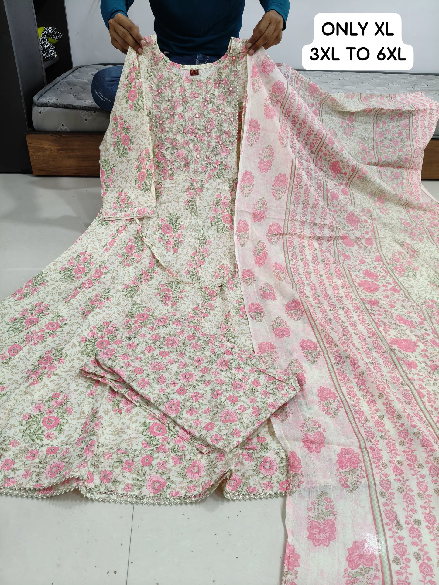 Anarkali Kurti Set