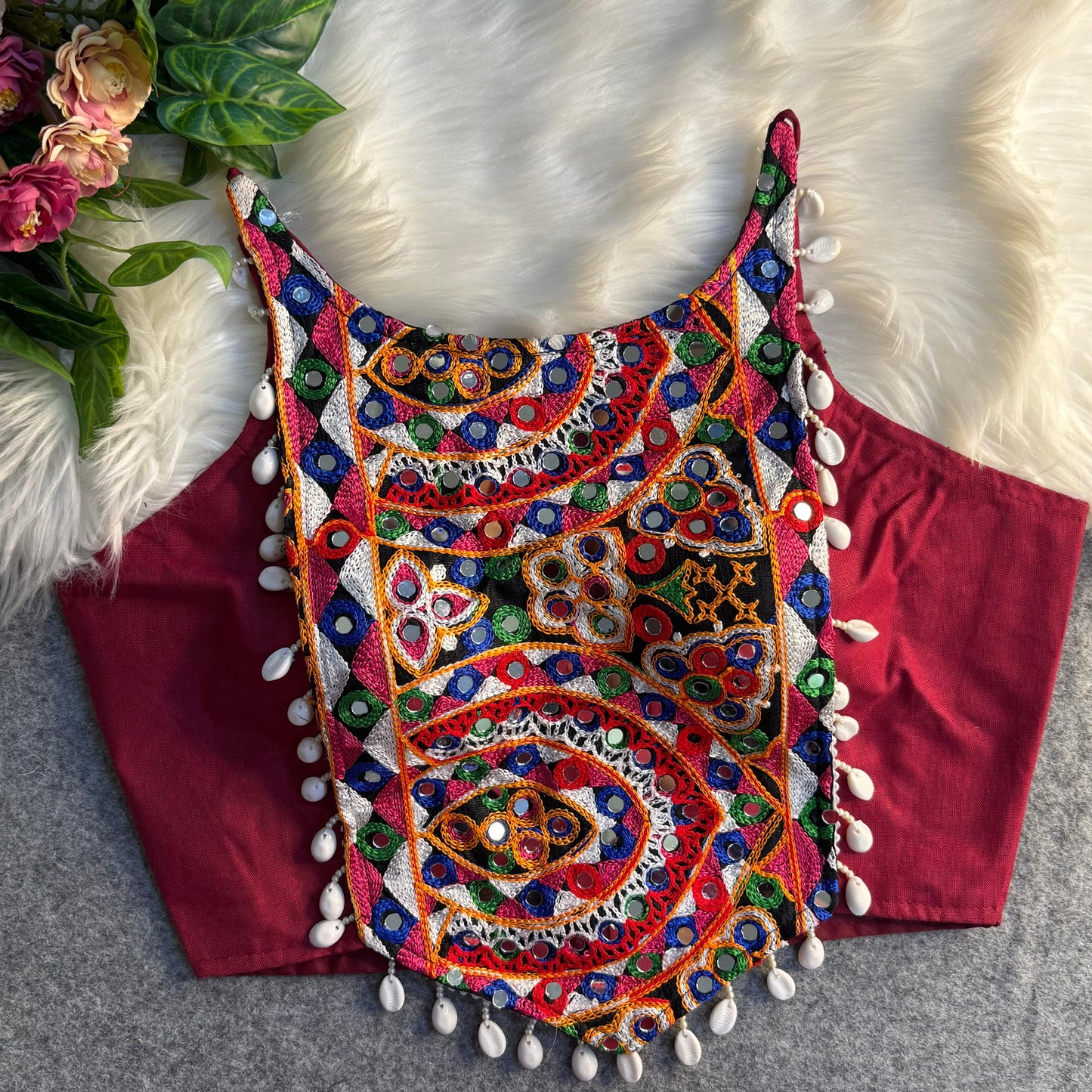 SPAGHETTI STYLE REAL SHELL BLOUSE