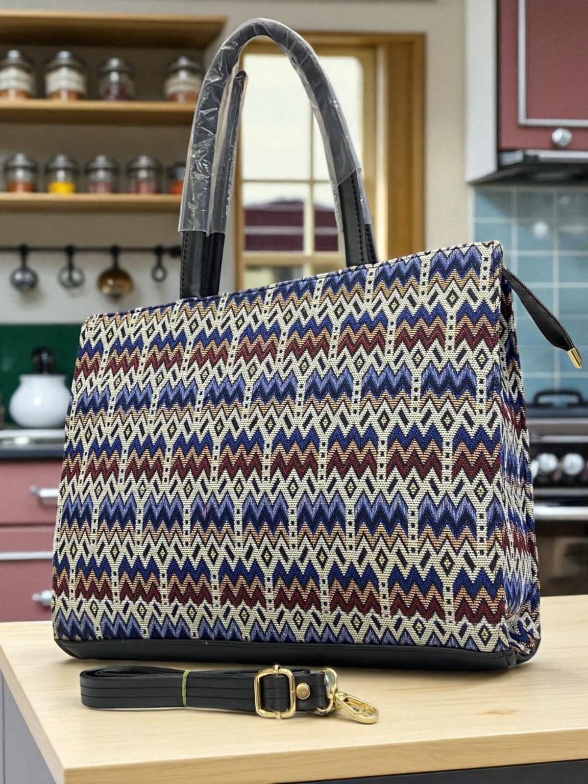 TOTE BAG