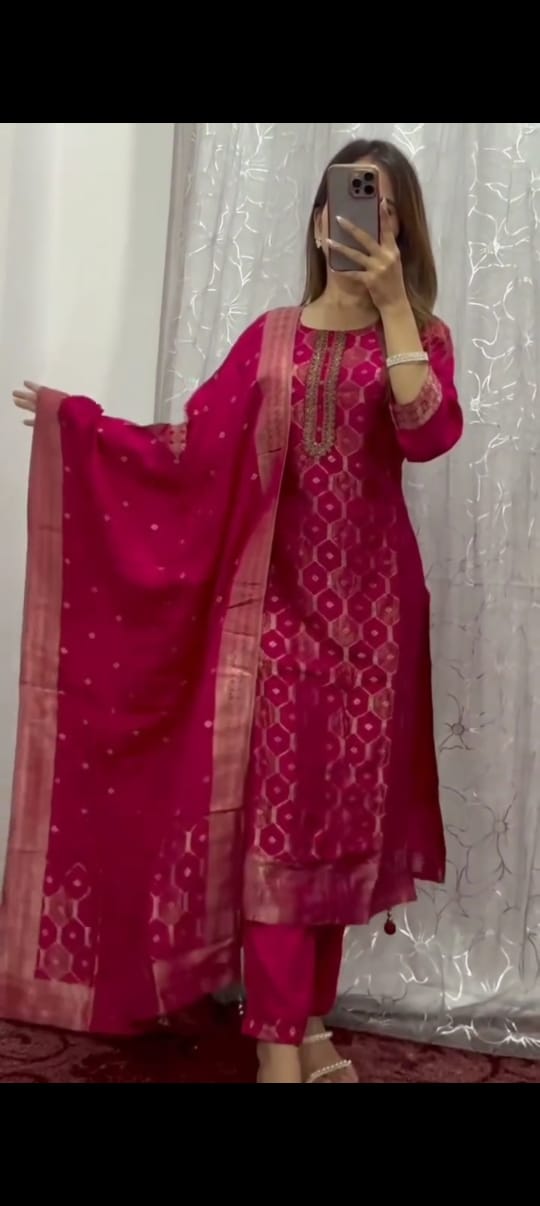 JENI SUIT SET