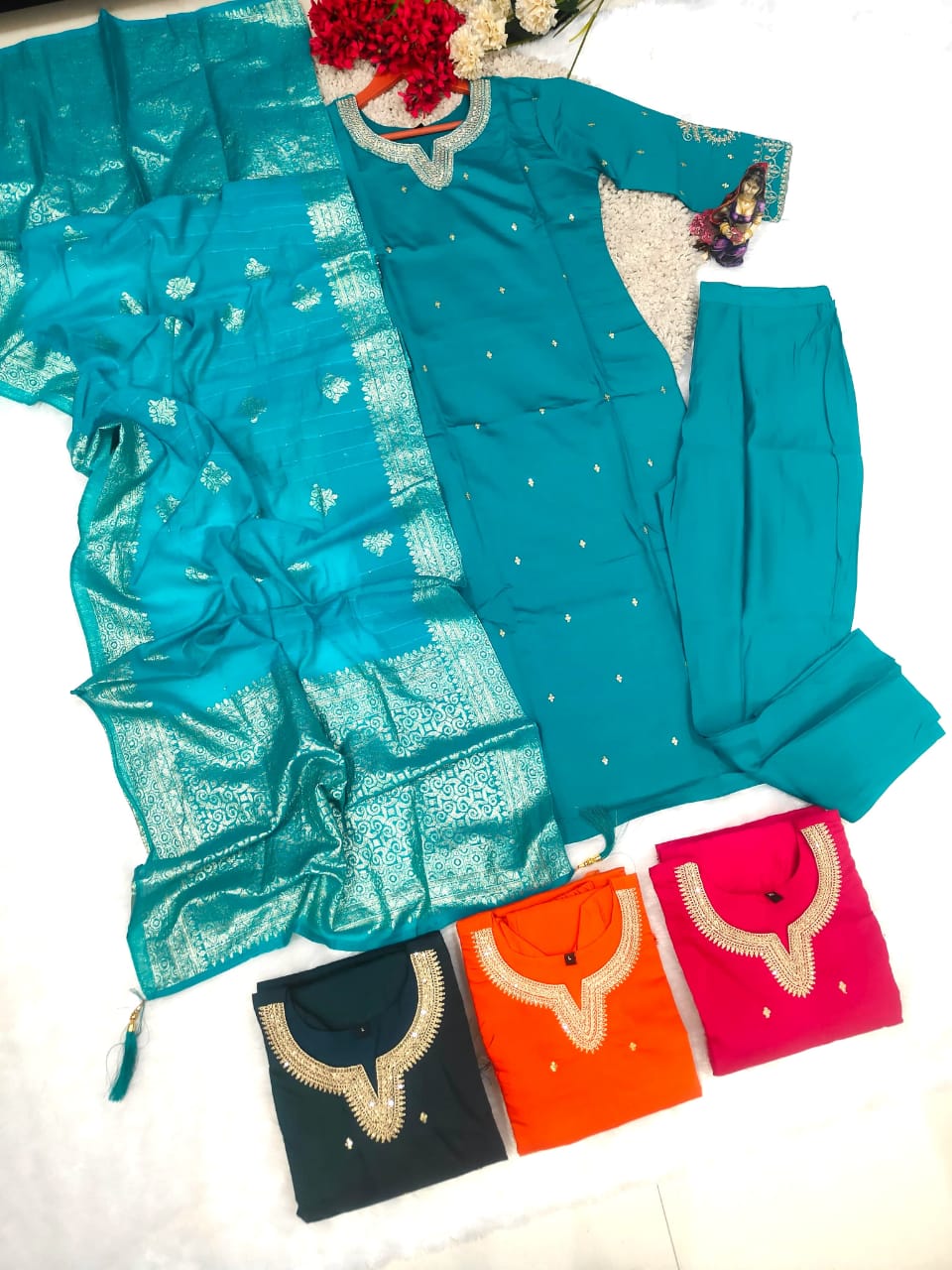 SUIT SET