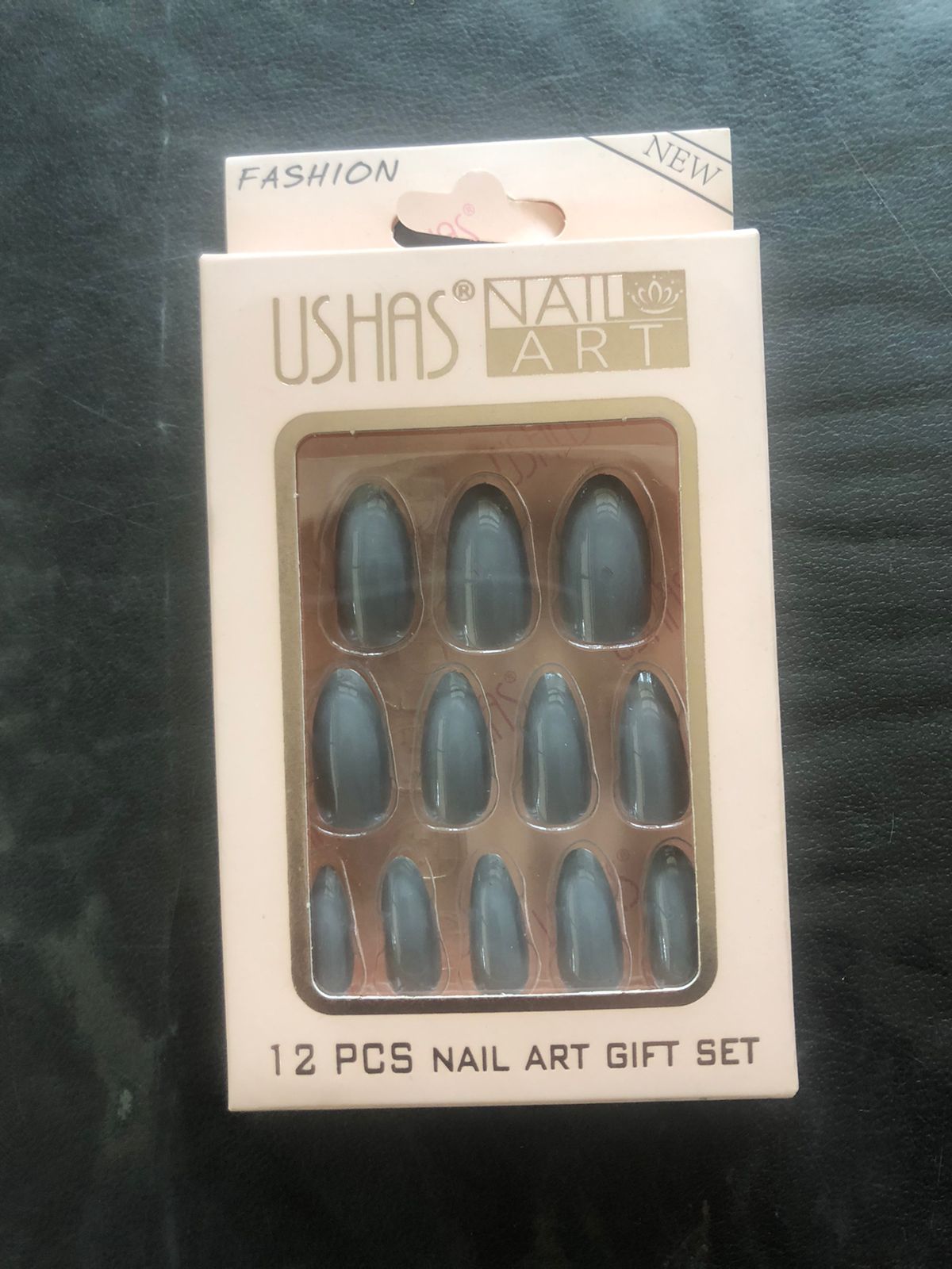 Black Ombre Nails
