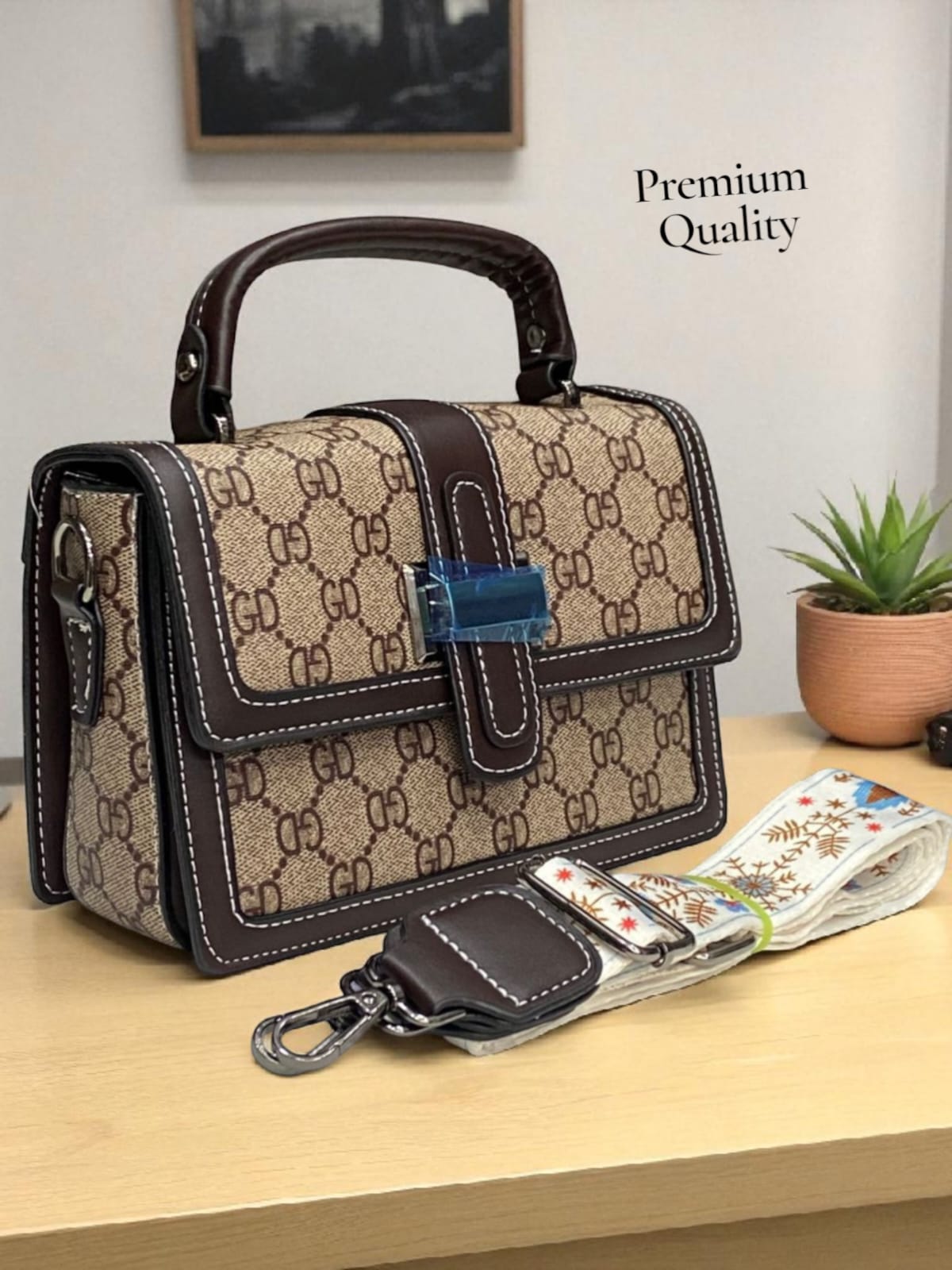 HANDY + SLING BAG