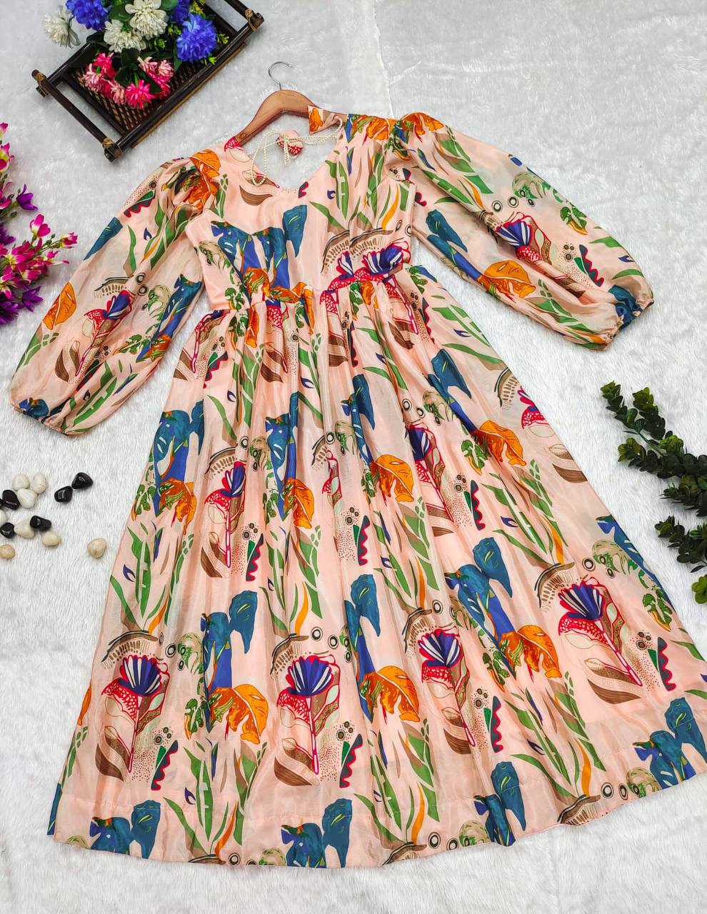 1022 SHIKHA MAXI