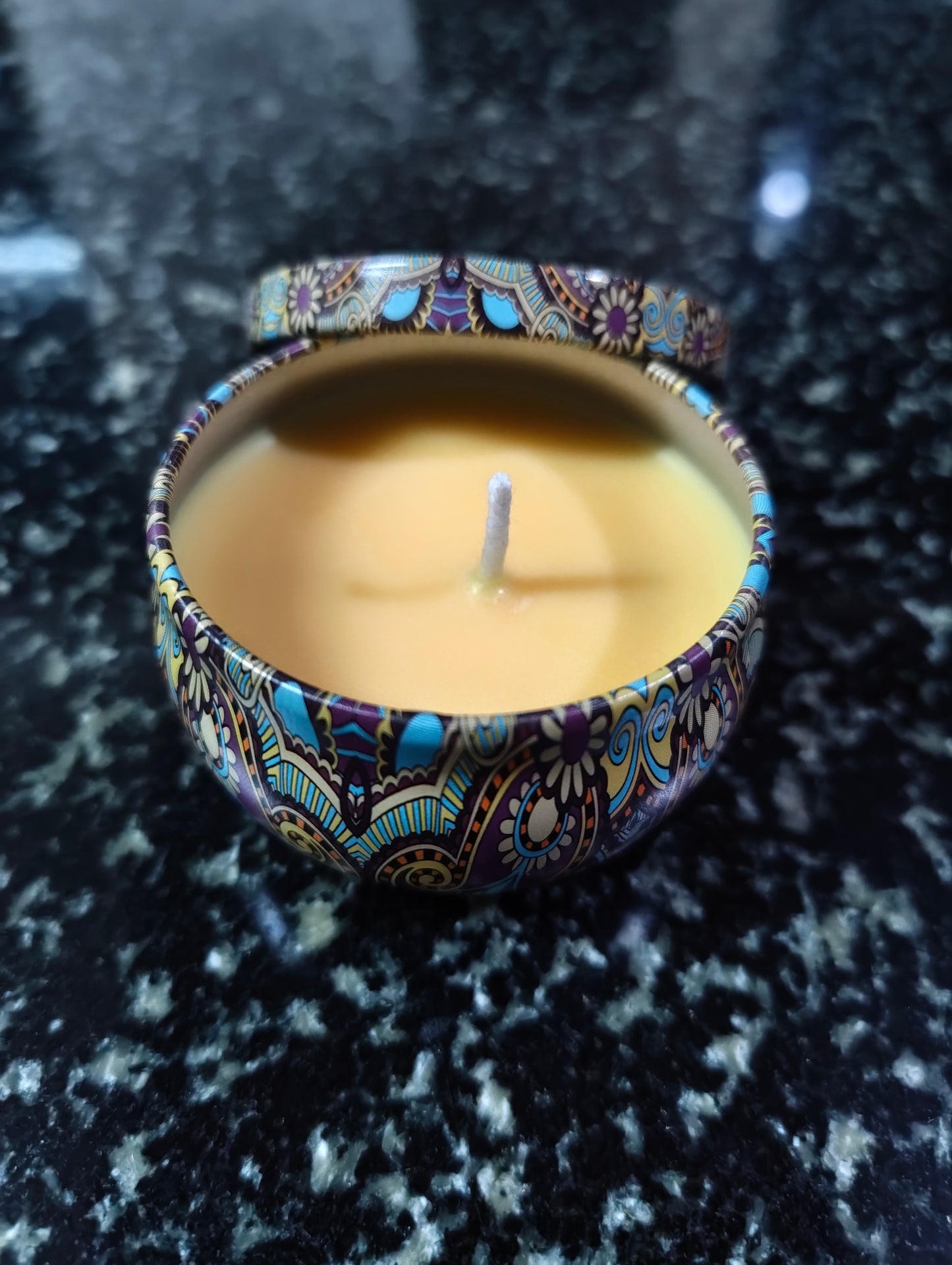 Zesty Christmas Mandala Tin Candle