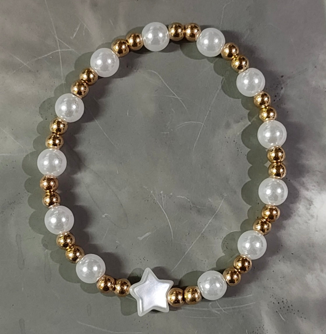 Golden Star Pearl Bracelet