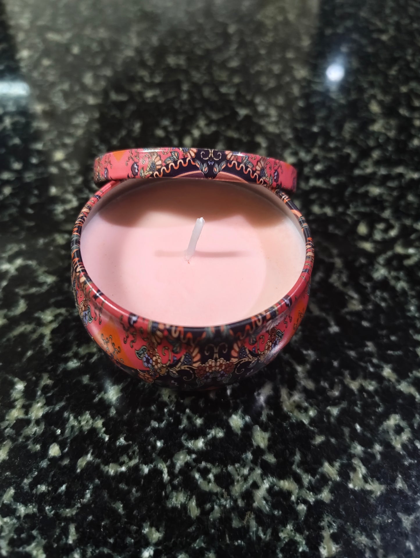 Lover's Bloom Mandala Tin Candle