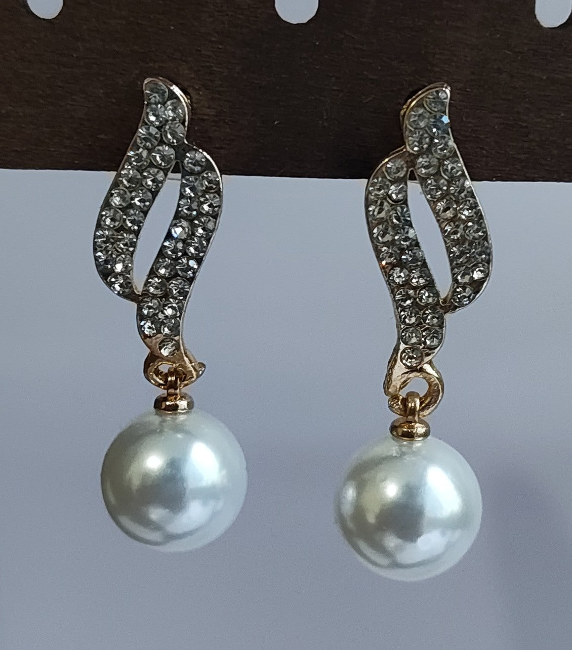 Golden Pearl Earrings