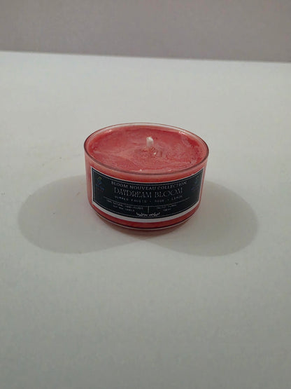 Daydream Bloom Tealight Candle