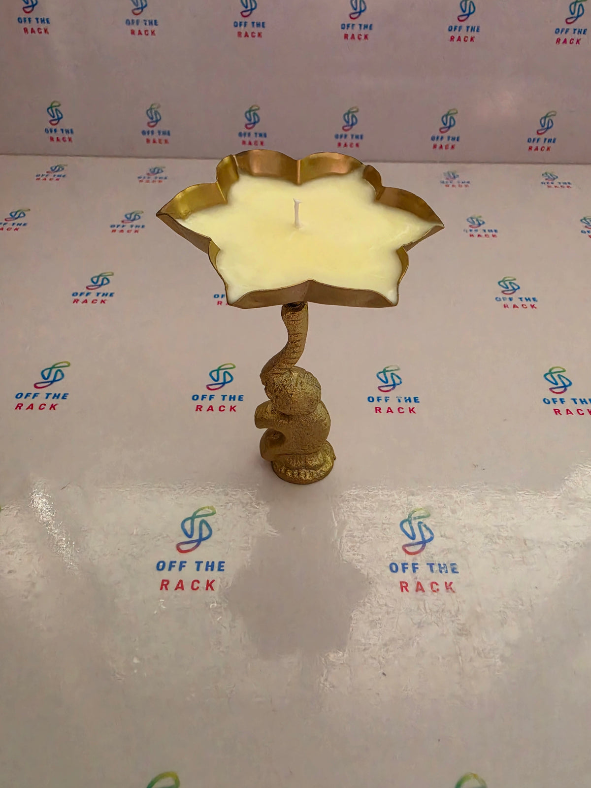Sandalwood Aarti Elephant Urli Candle
