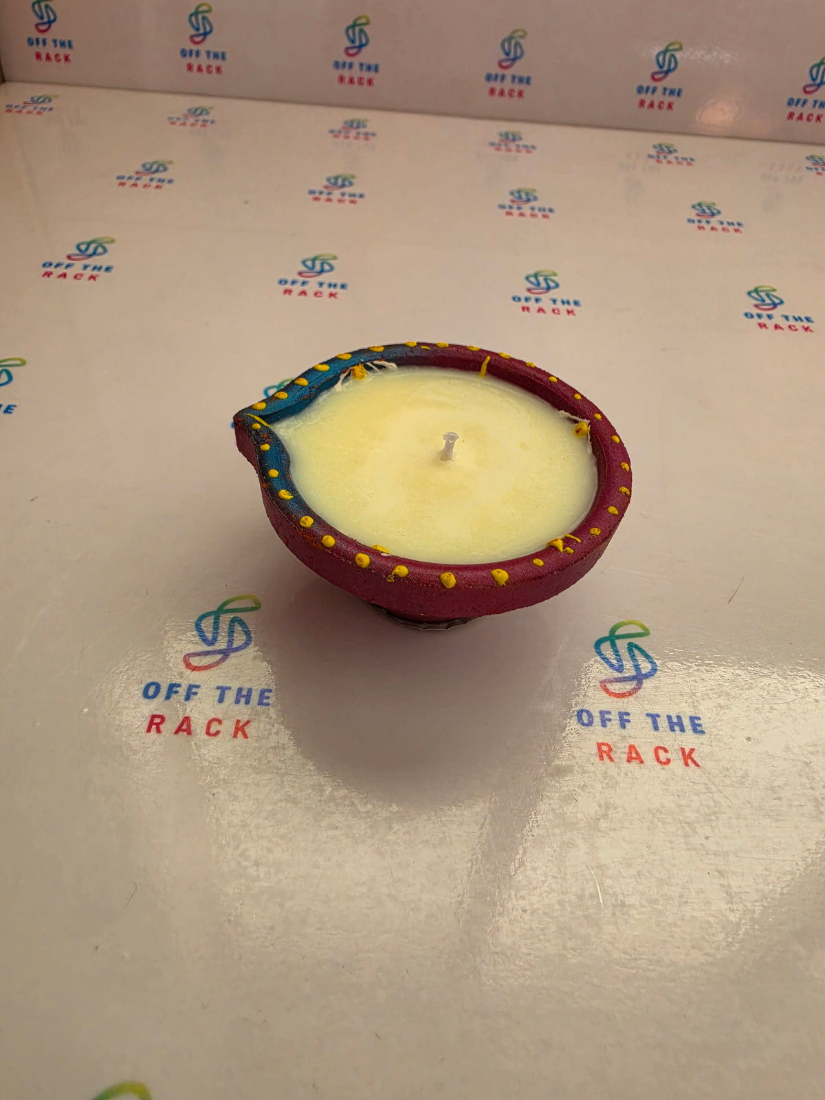 Sandalwood Aarti Painted Diya Candle