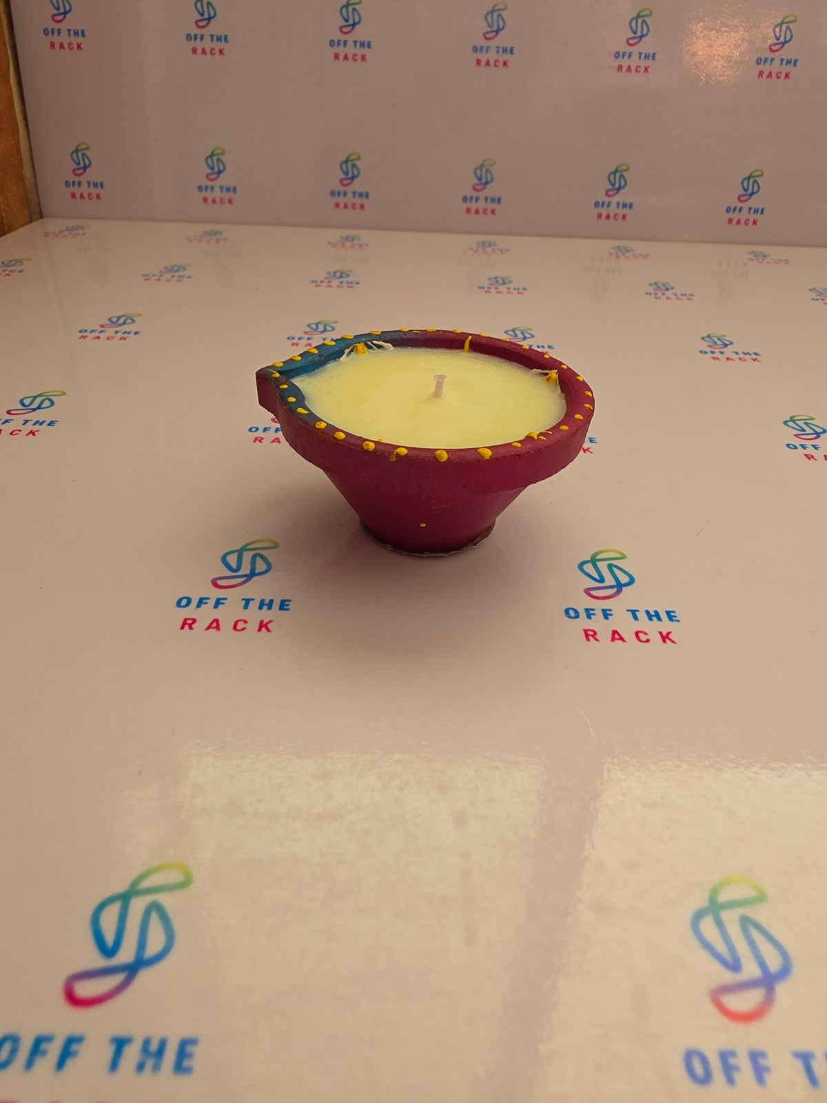 Sandalwood Aarti Painted Diya Candle
