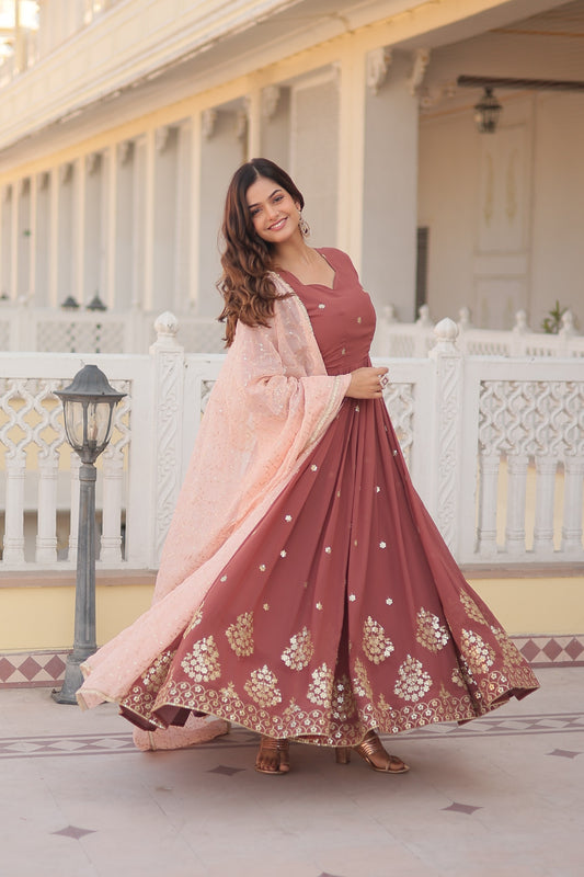 DESIGNER READYMADE GOWN