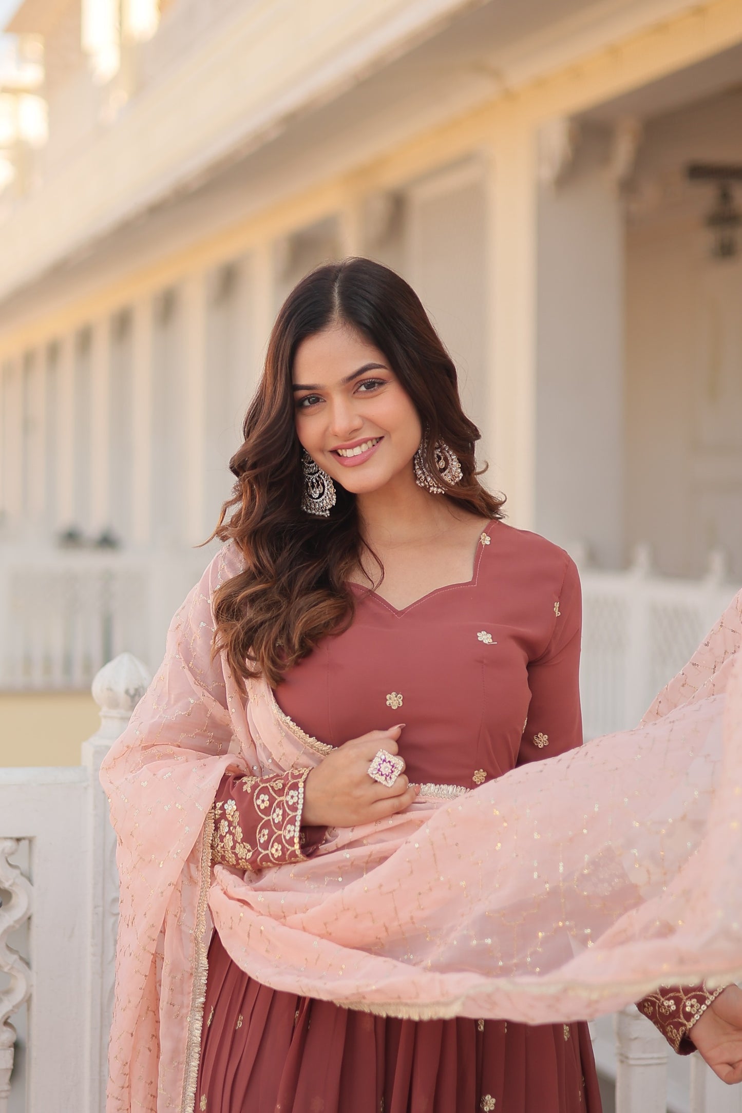 DESIGNER READYMADE GOWN