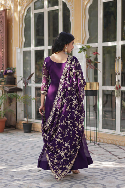 GOWN COLLECTION