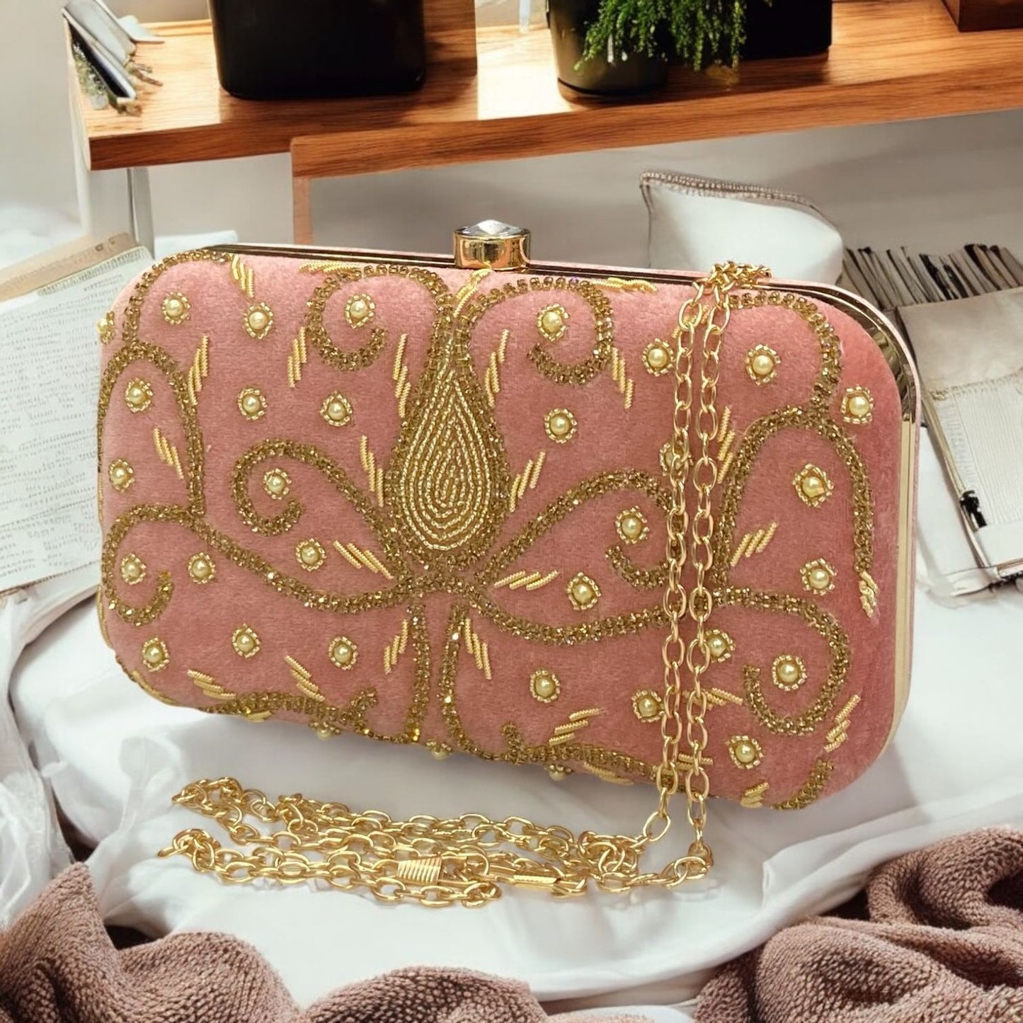 Lady handy Clutch