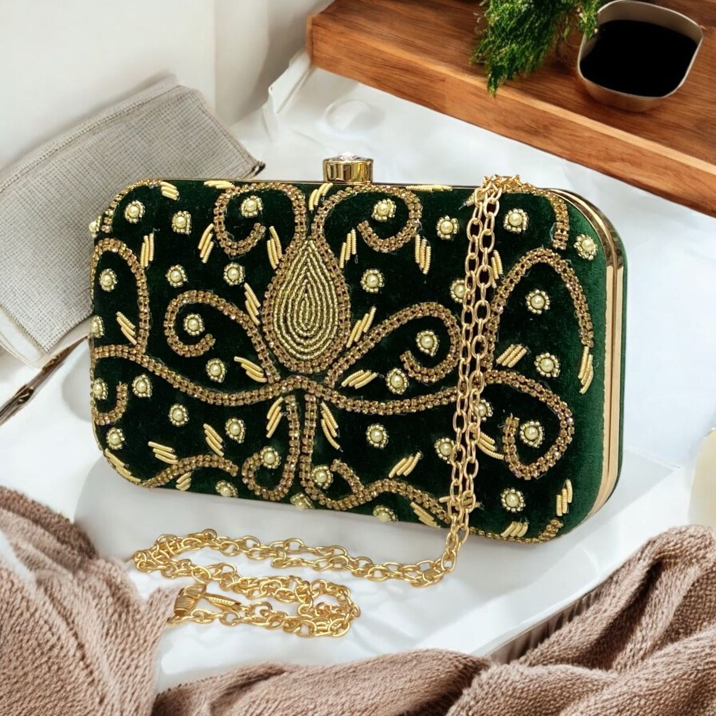 Lady handy Clutch