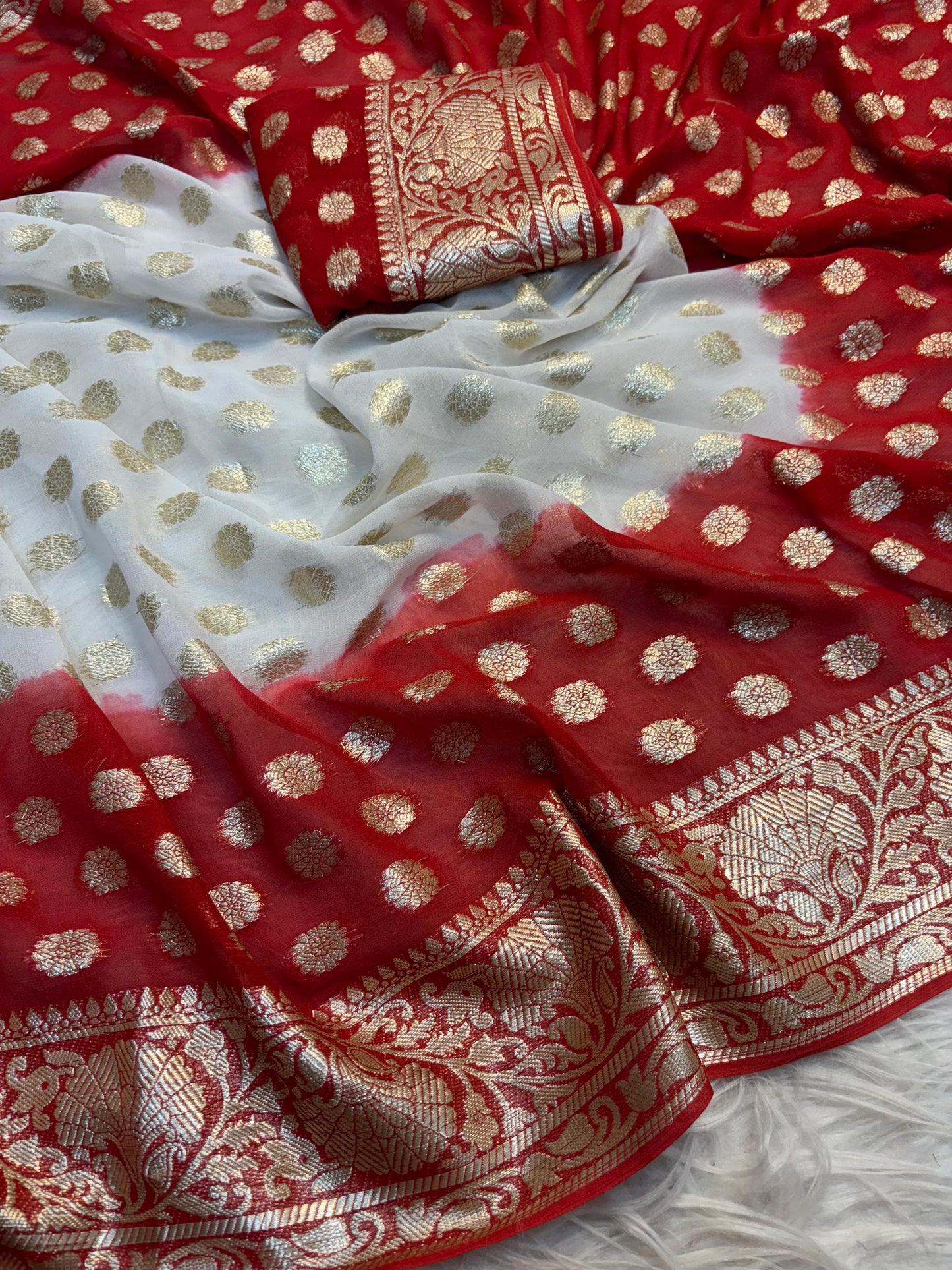 Pure Viscose Jacquard Border Saree