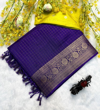 Dola Checks Saree