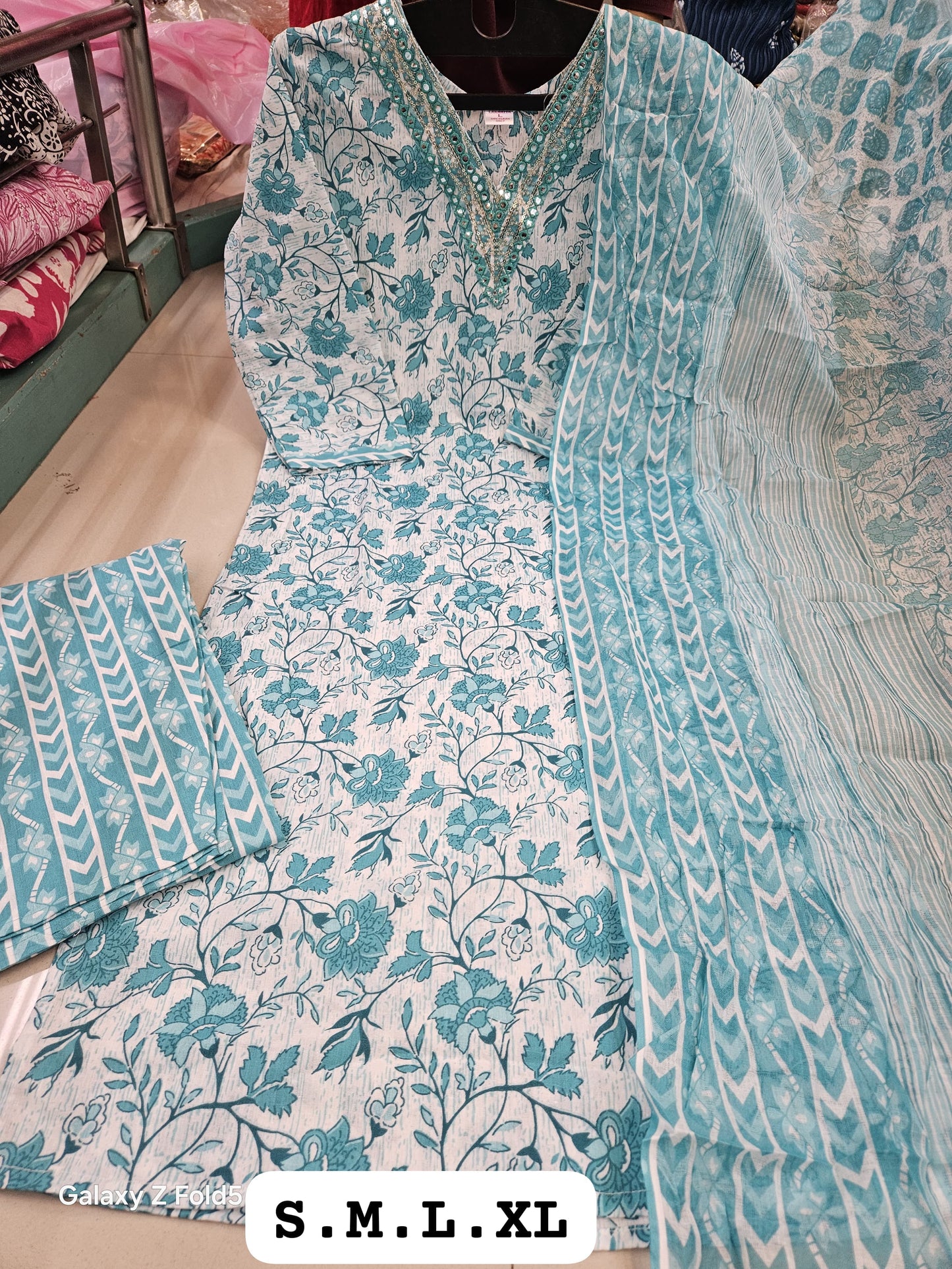 Kurti Set