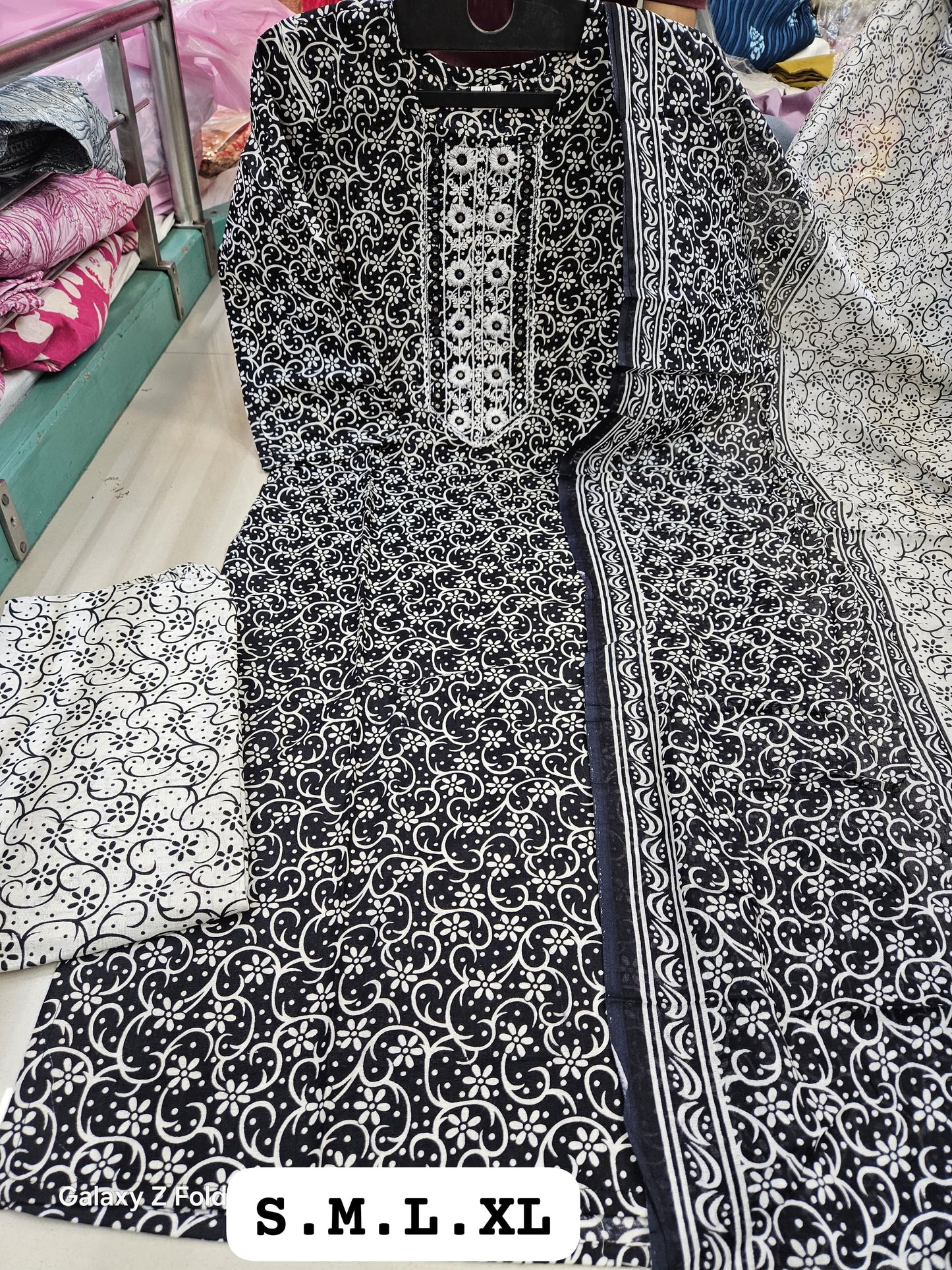 Kurti Set