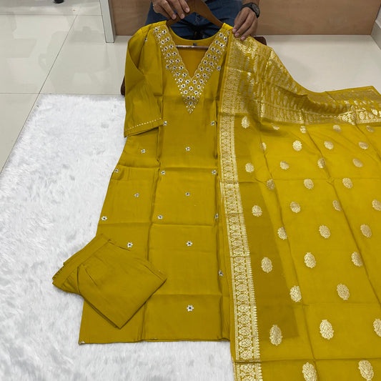 Kurti Set