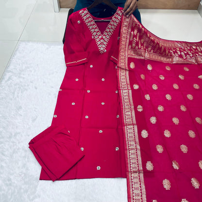 Kurti Set